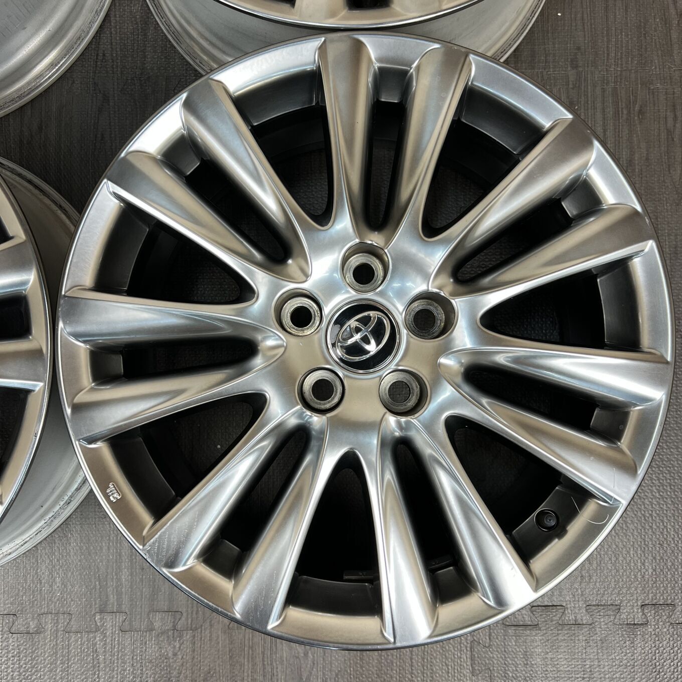 Toyo HARRIER R18 7.5J ET45 5x114.3, фото 2