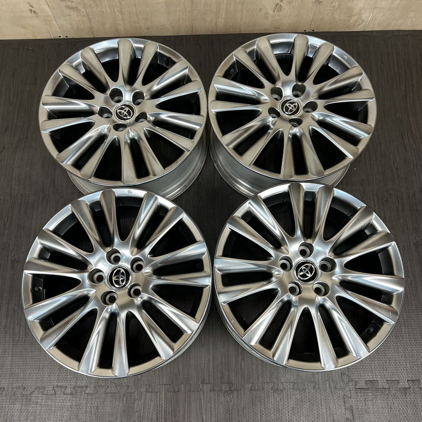 Toyo HARRIER R18 7.5J ET45 5x114.3, фото 5