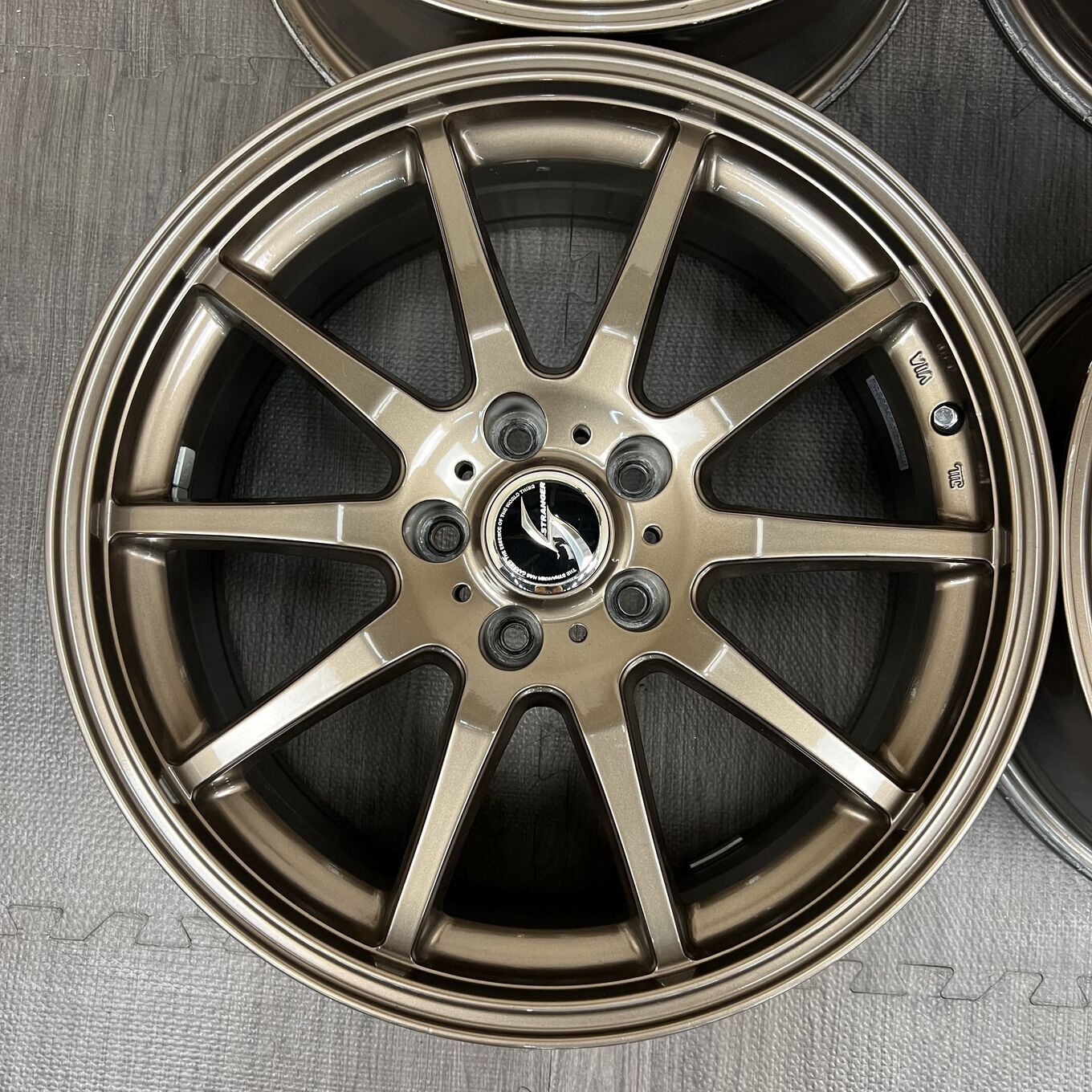 R18 7.5J ET38 5x114.3 — 34 000 ¥/комплект