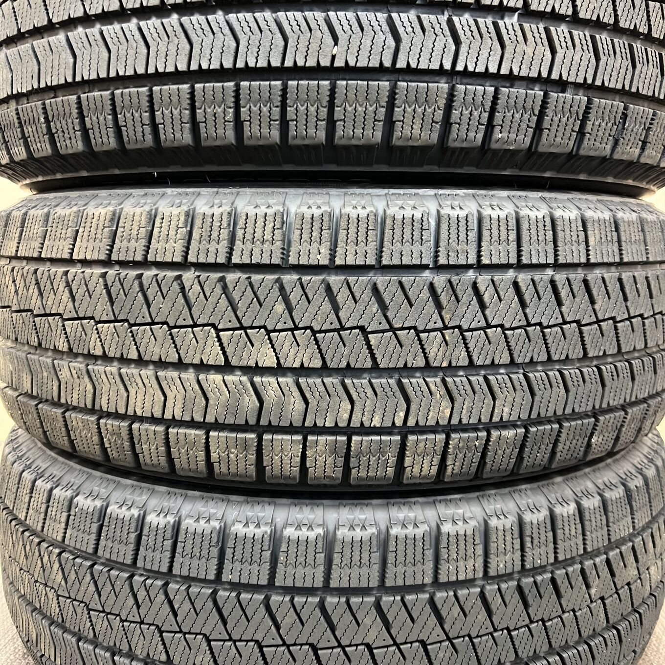 Bridgestone BLIZZAK VRX2 195/65 R15, фото 3