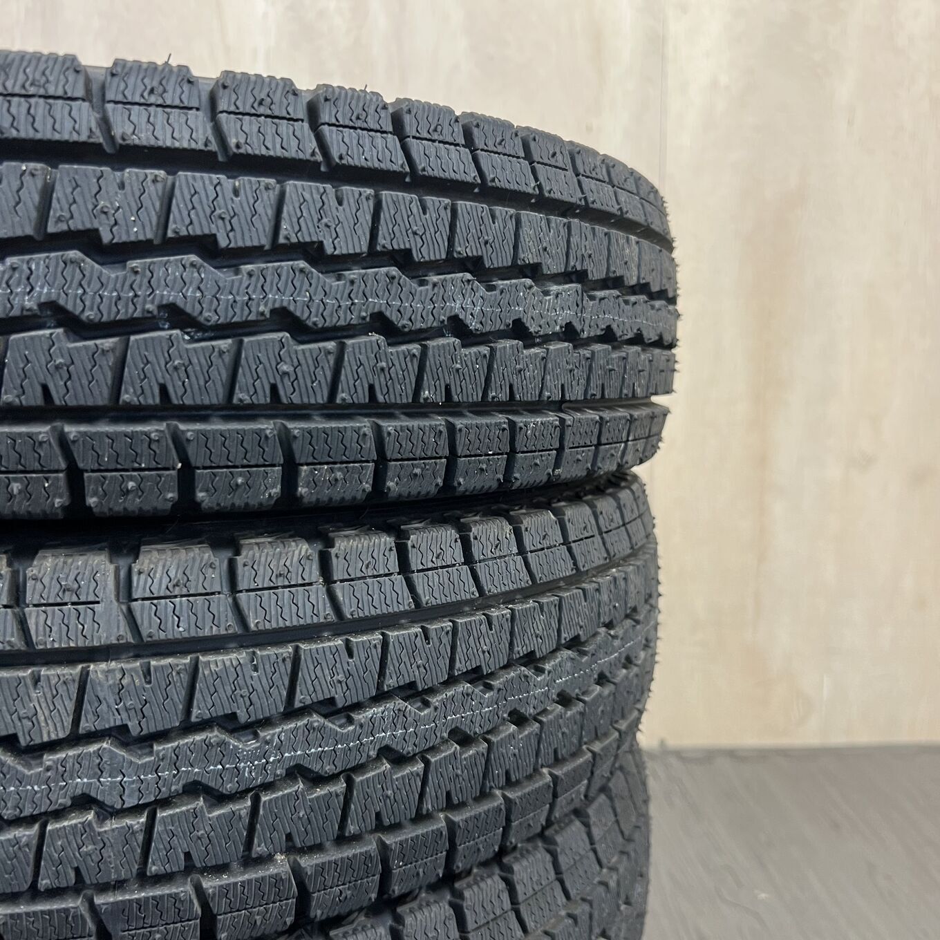 Dunlop WINTER MAXX SV01 145/80 R12, фото 6
