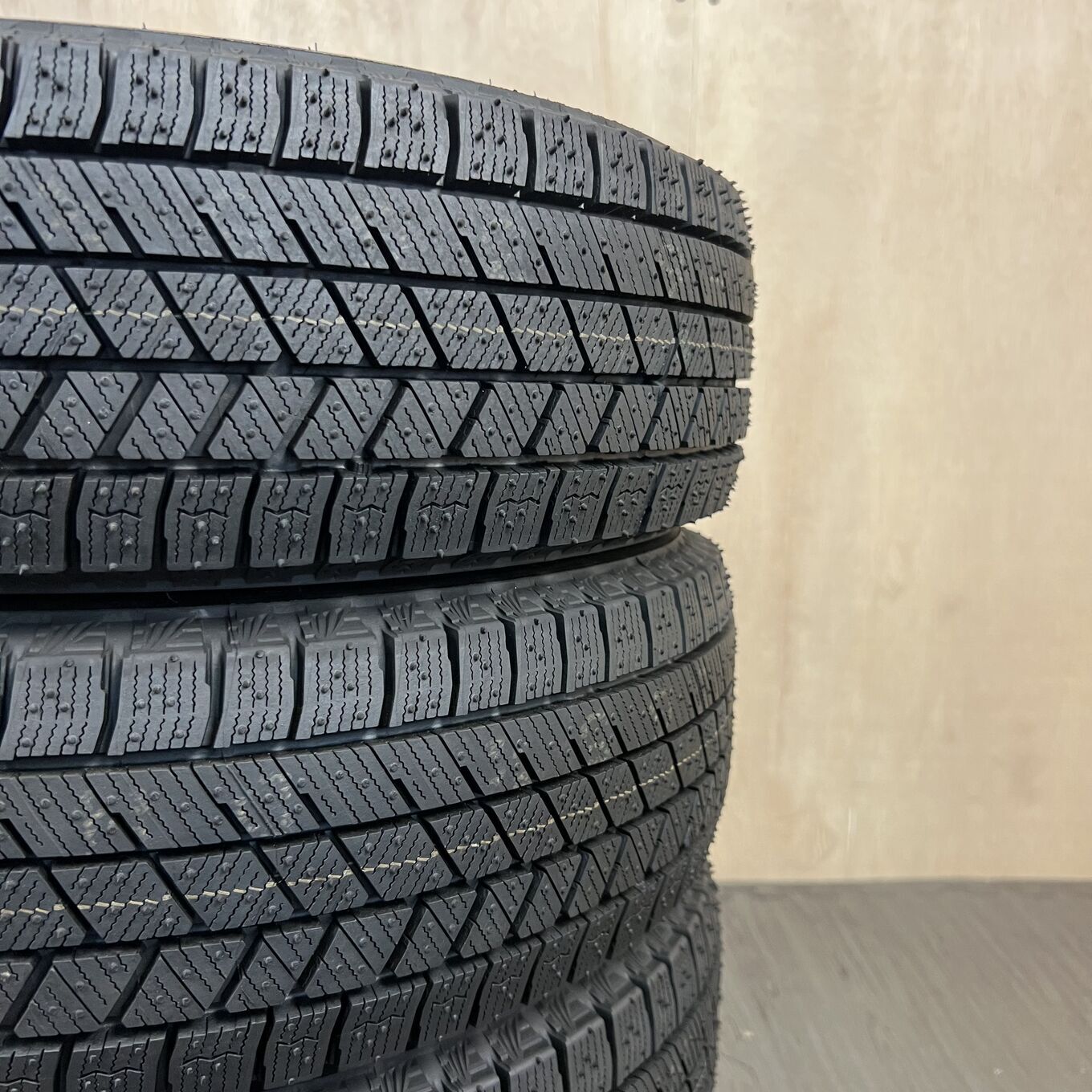 Bridgestone BLIZZAK VRX3 165/65 R14, фото 6