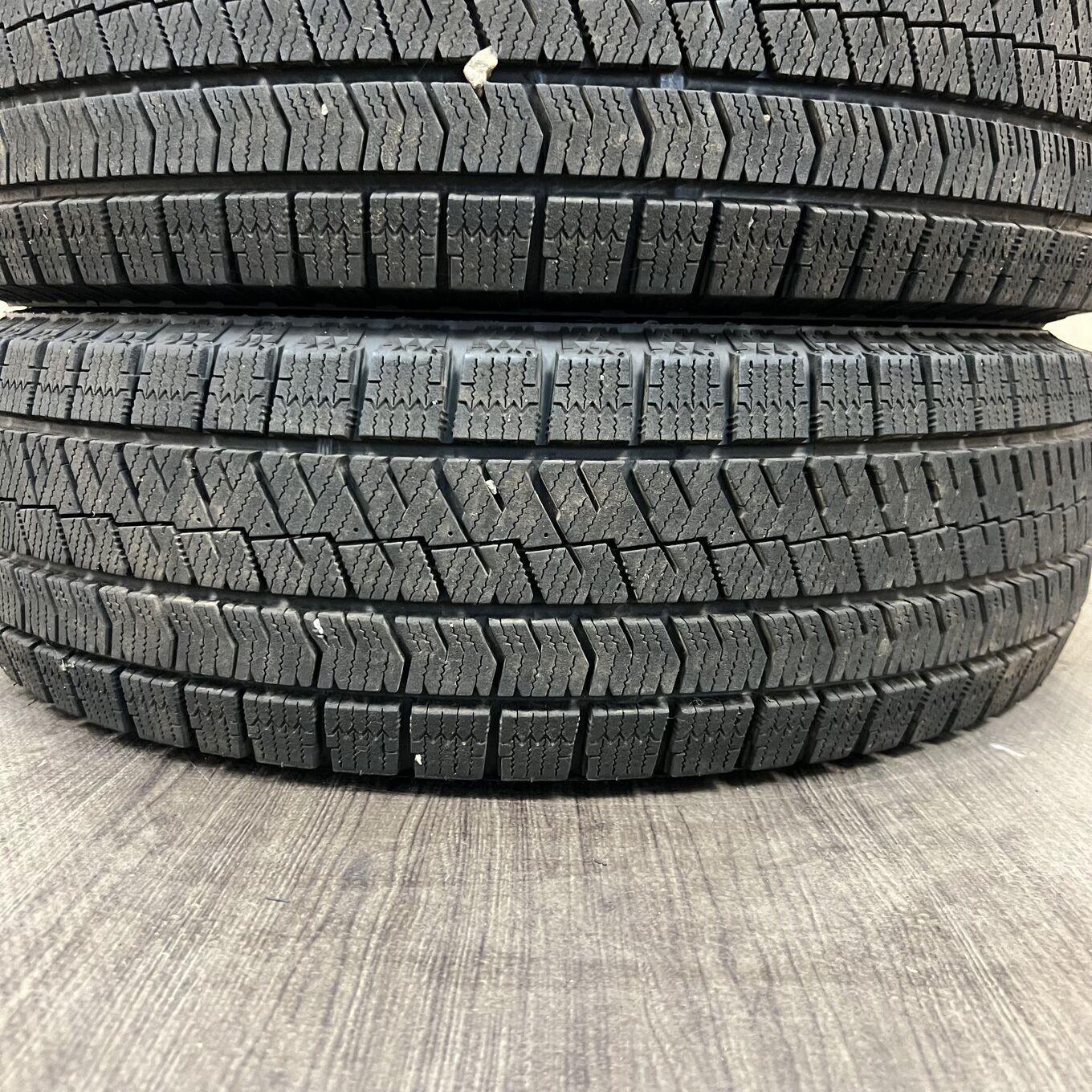 Bridgestone BLIZZAK VRX2 185/65 R15, фото 4