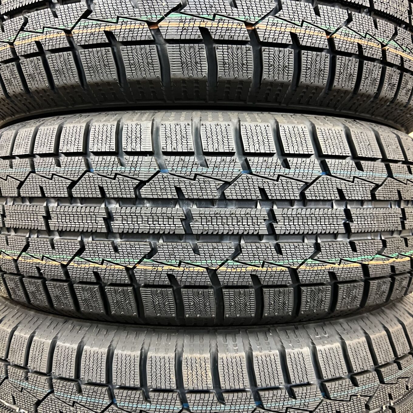 Toyo OBSERVE GARIT GIZ 205/60 R16, фото 2