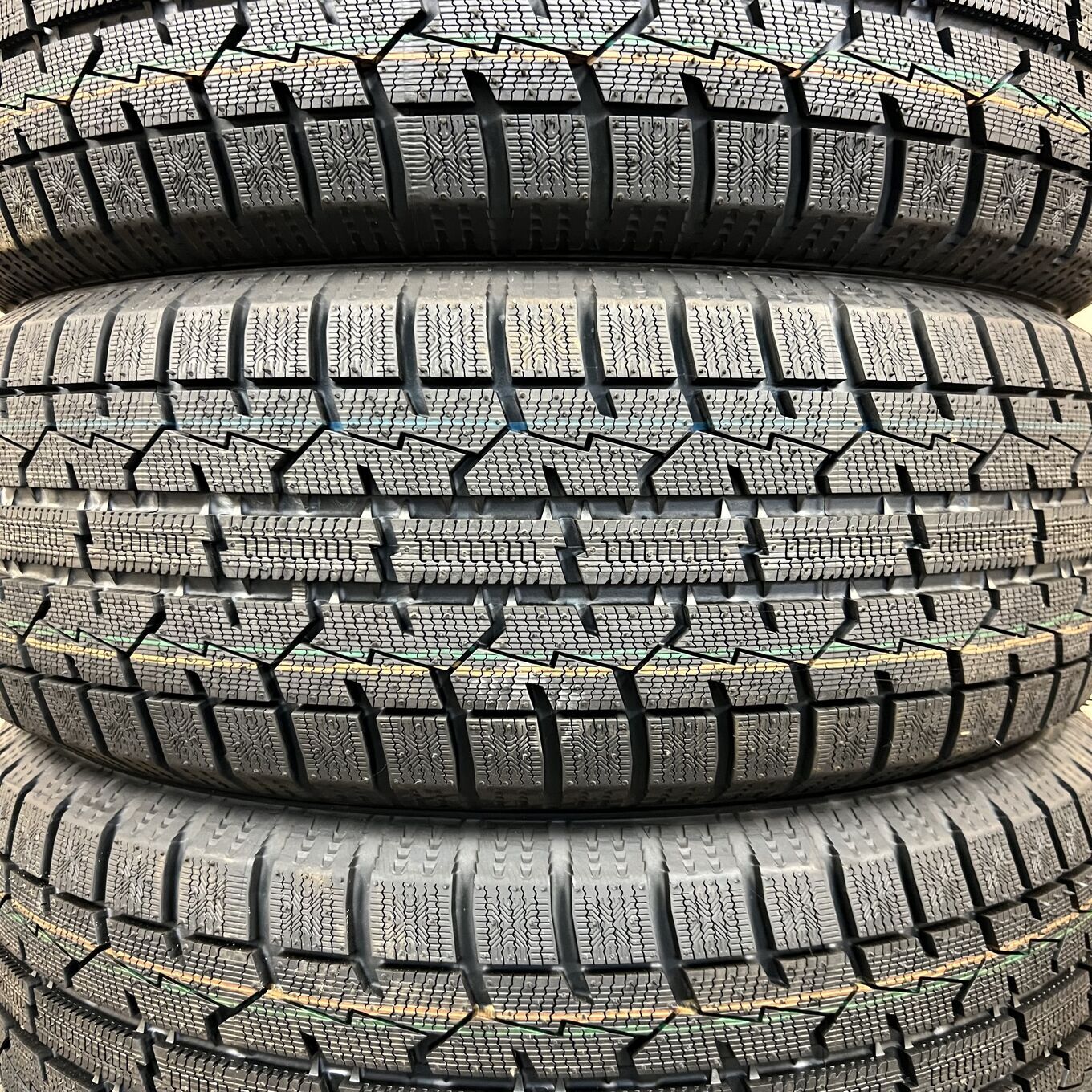 Toyo OBSERVE GARIT GIZ 205/60 R16, фото 3