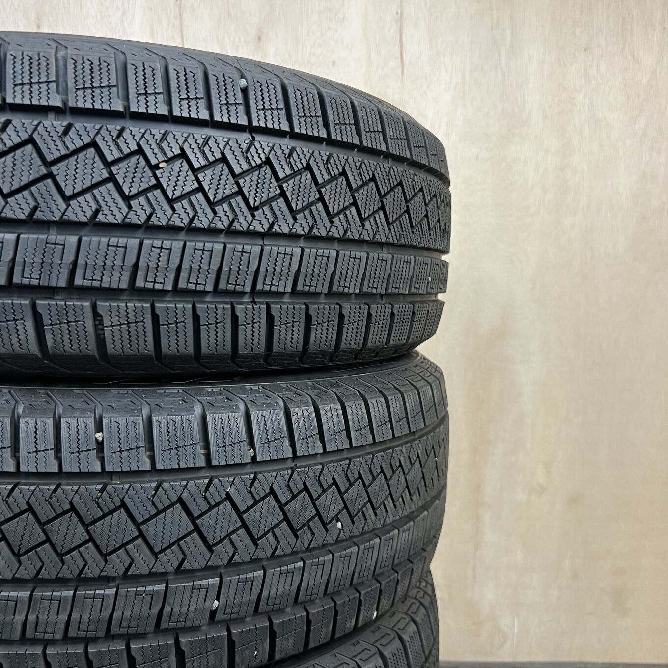 Pirelli ICE ASIMMETRICO 215/50 R17, фото 6