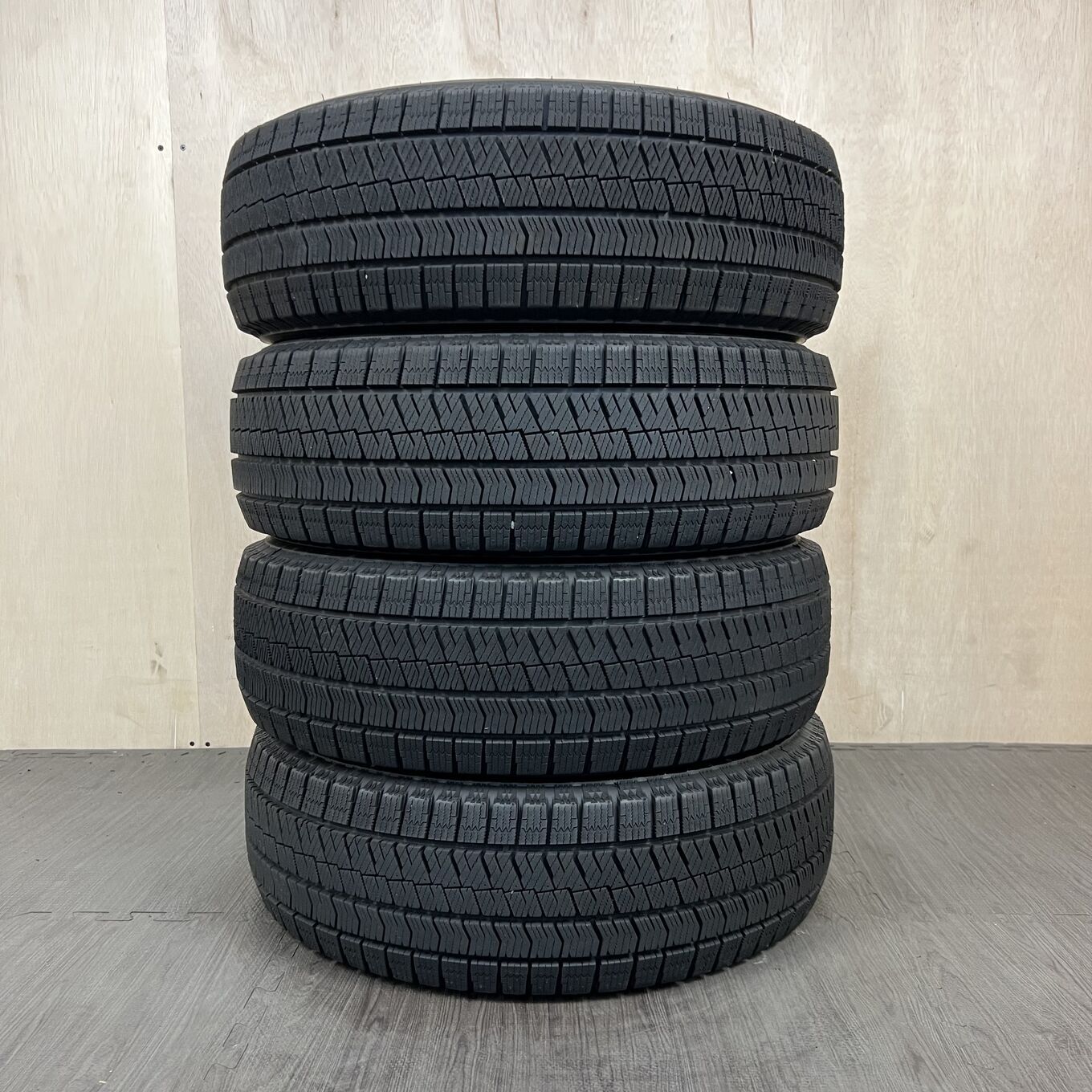 Bridgestone BLIZZAK VRX2 205/65 R15, фото 5