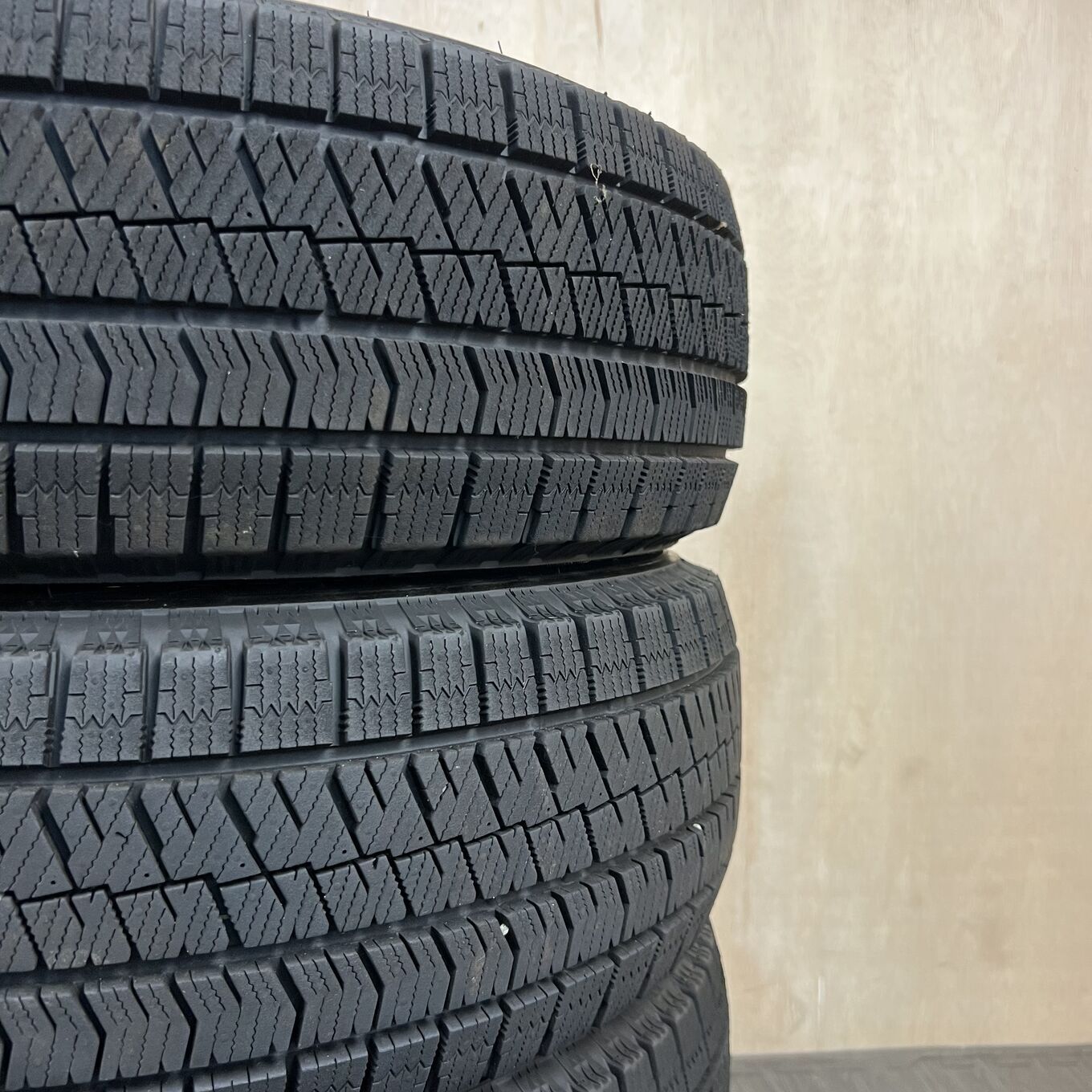 Bridgestone BLIZZAK VRX2 205/65 R15, фото 6