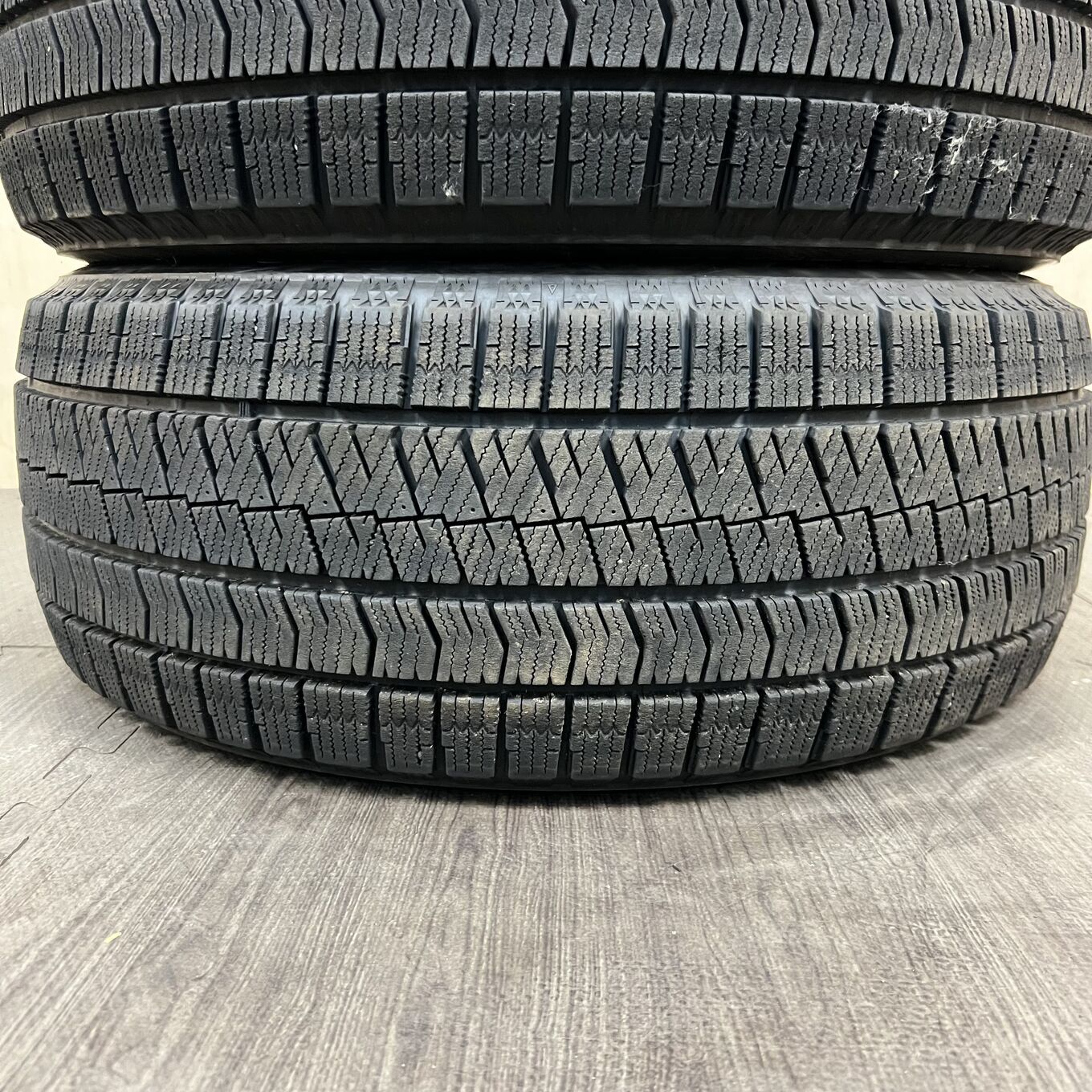 Bridgestone BLIZZAK VRX2 215/50 R17, фото 4