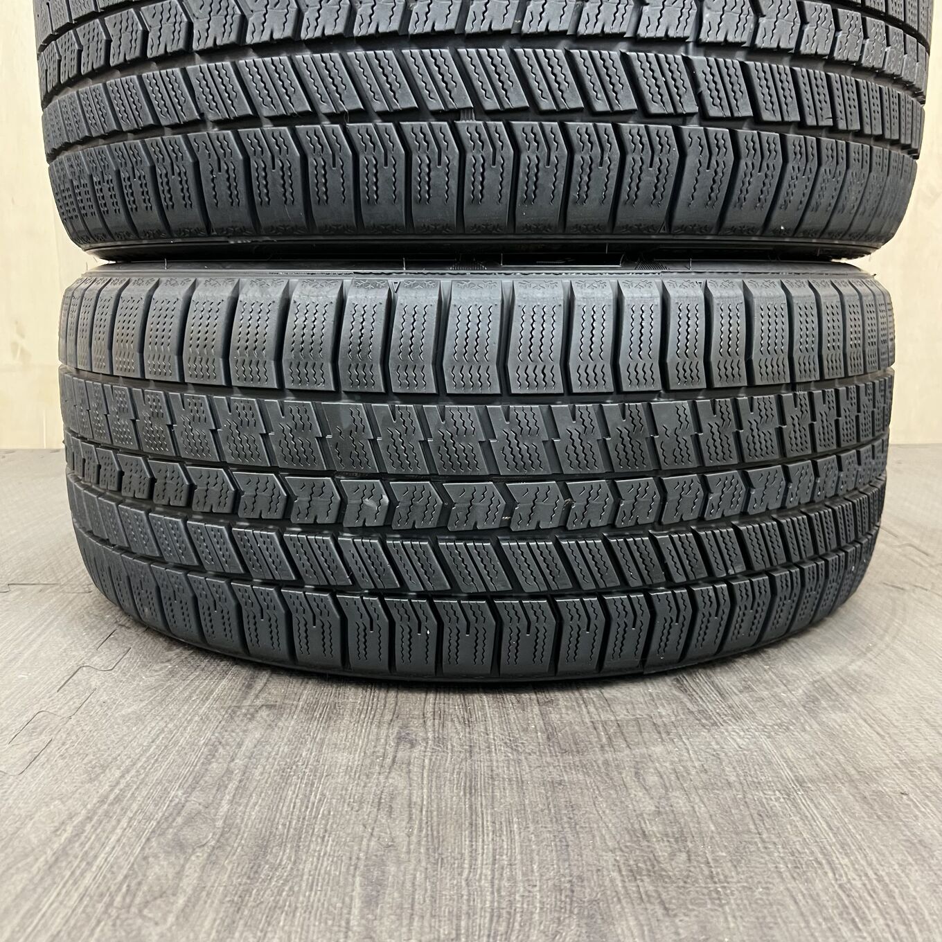 Goodyear ICE NAVI 8 225/40 R18, фото 4