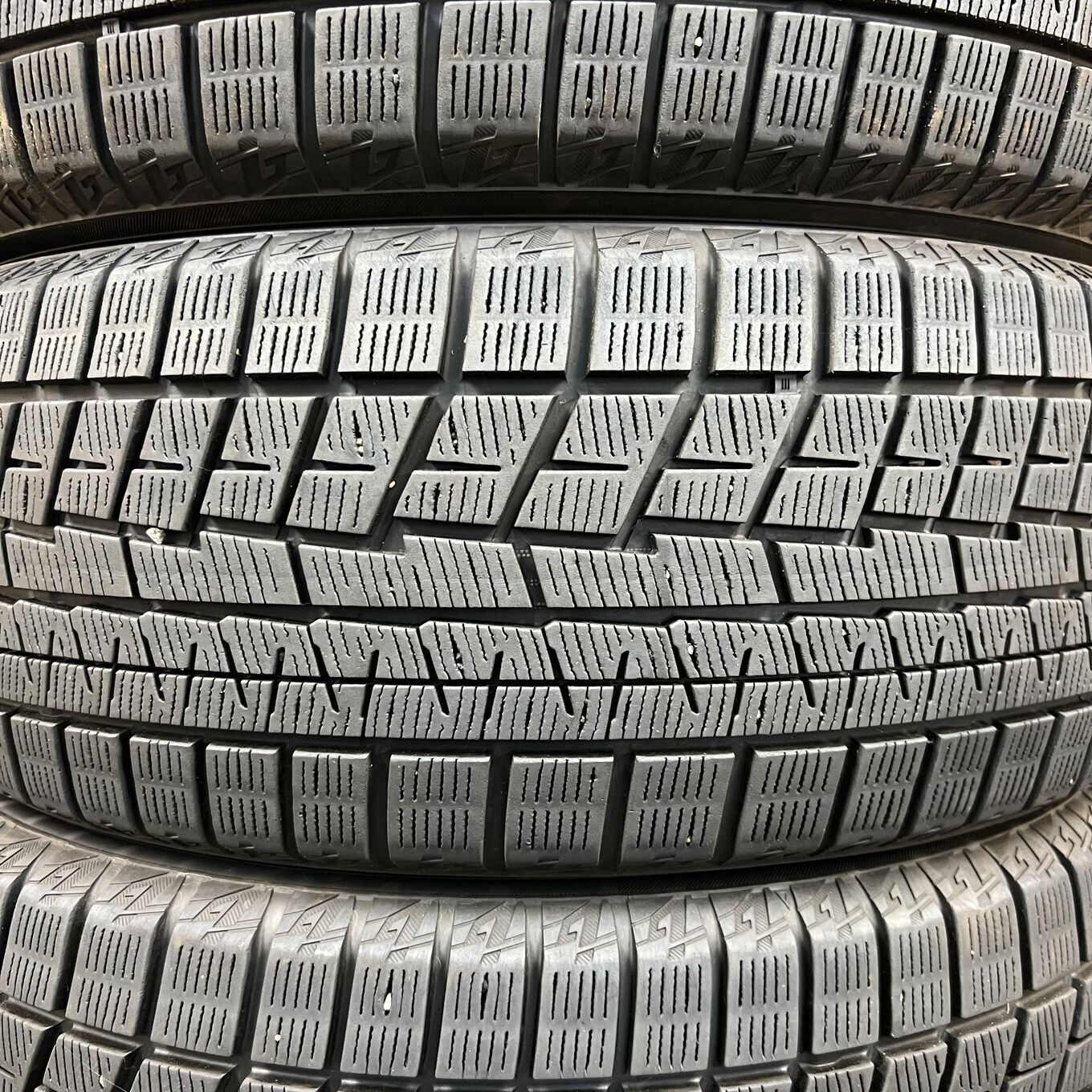 Yokohama ICE GUARD IG60 215/55 R17, фото 3