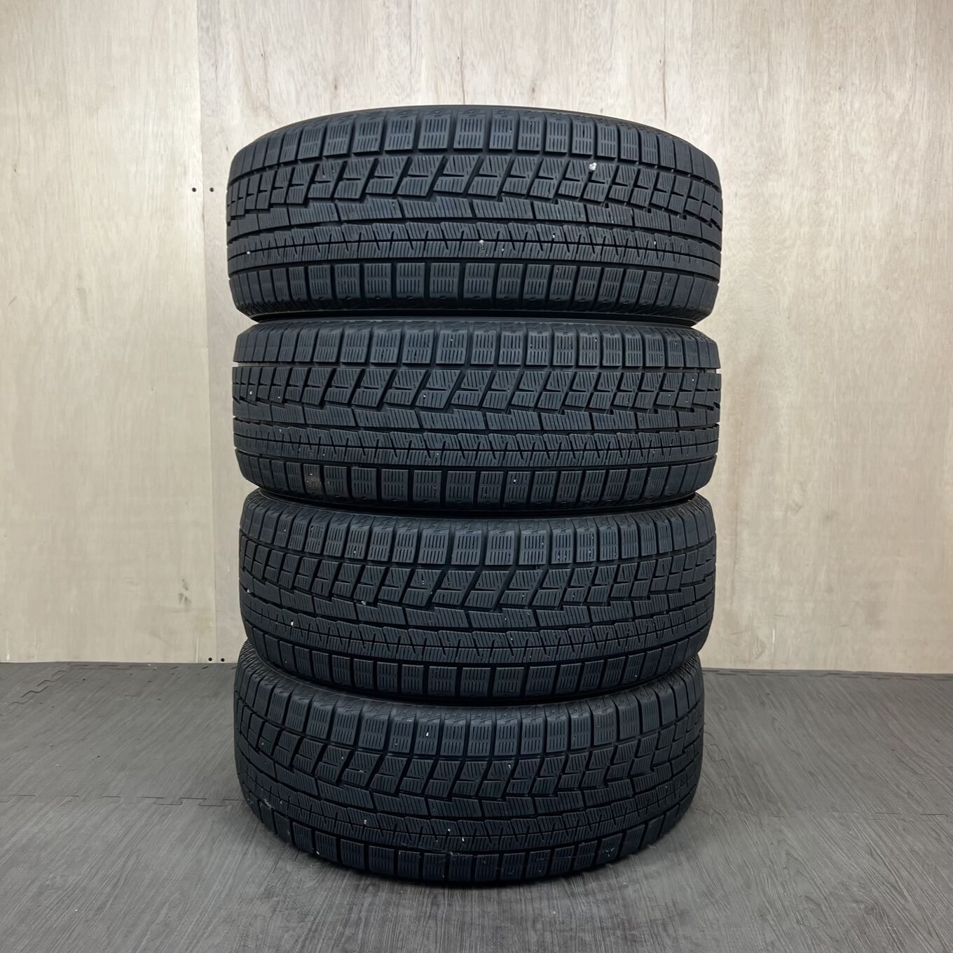 Yokohama ICE GUARD IG60 215/55 R17, фото 5