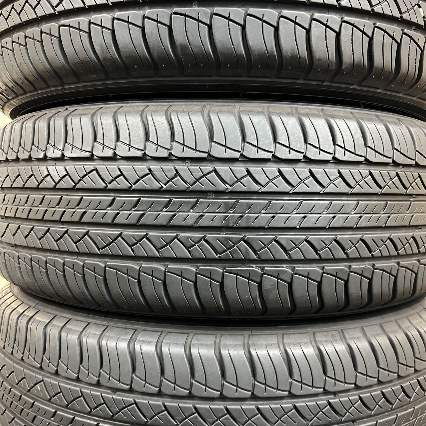 Michelin LATITUDE TOUR HP 225/65 R17, фото 2