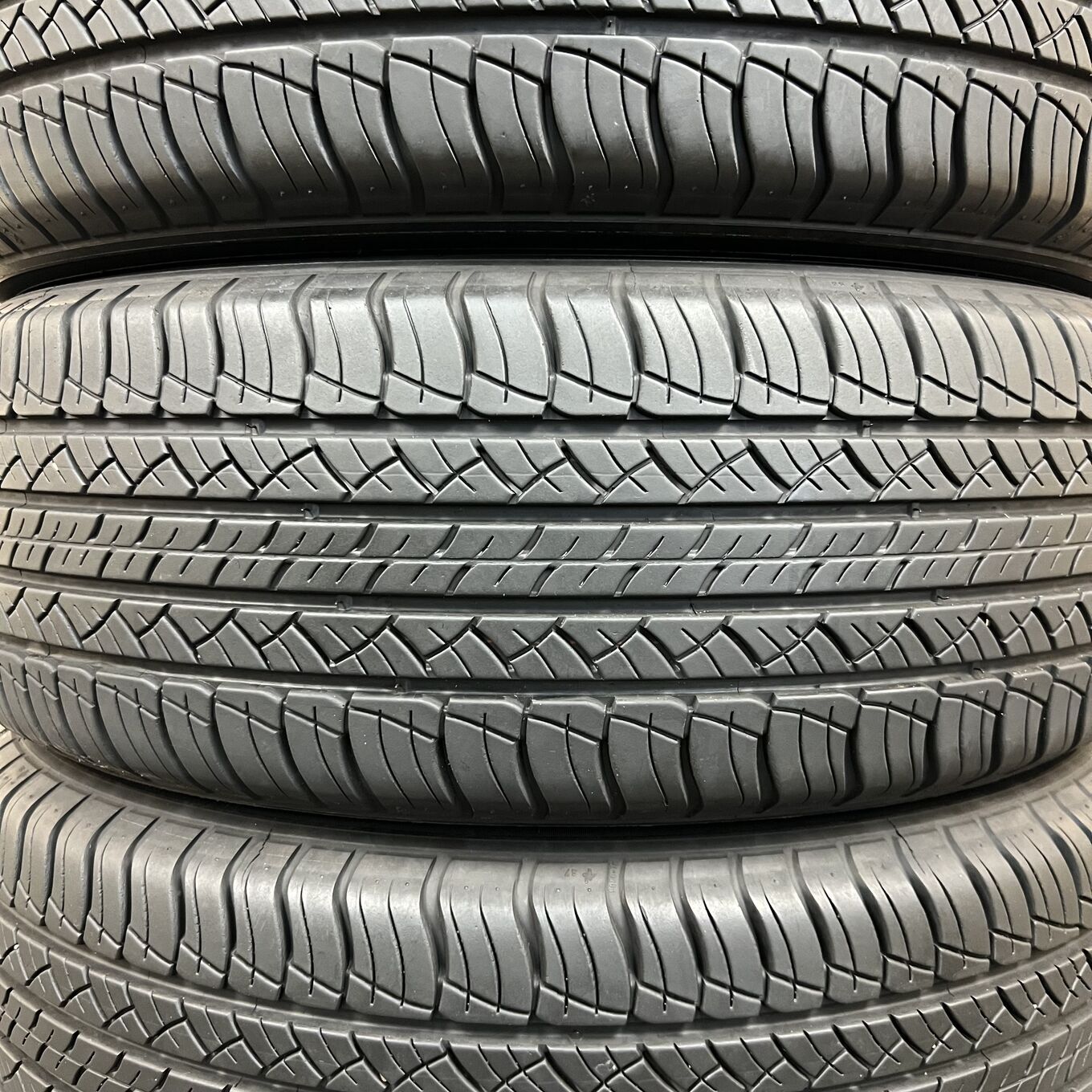 Michelin LATITUDE TOUR HP 225/65 R17, фото 3