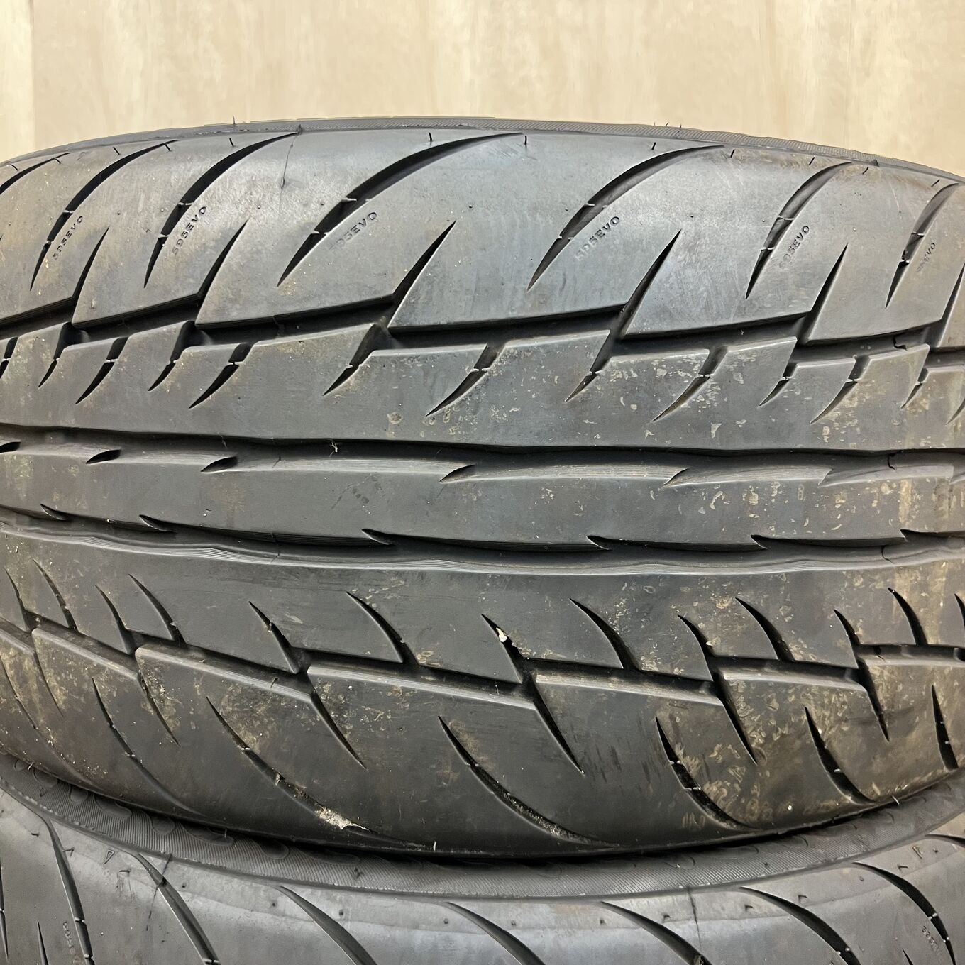 275/30 R20 595EVO — 30 600 ¥/комплект