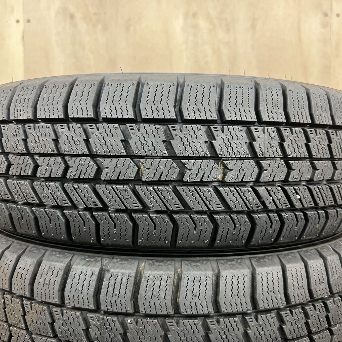 155/65 R14 Goodyear ICE NAVI 8 — 16 200 ¥/комплект