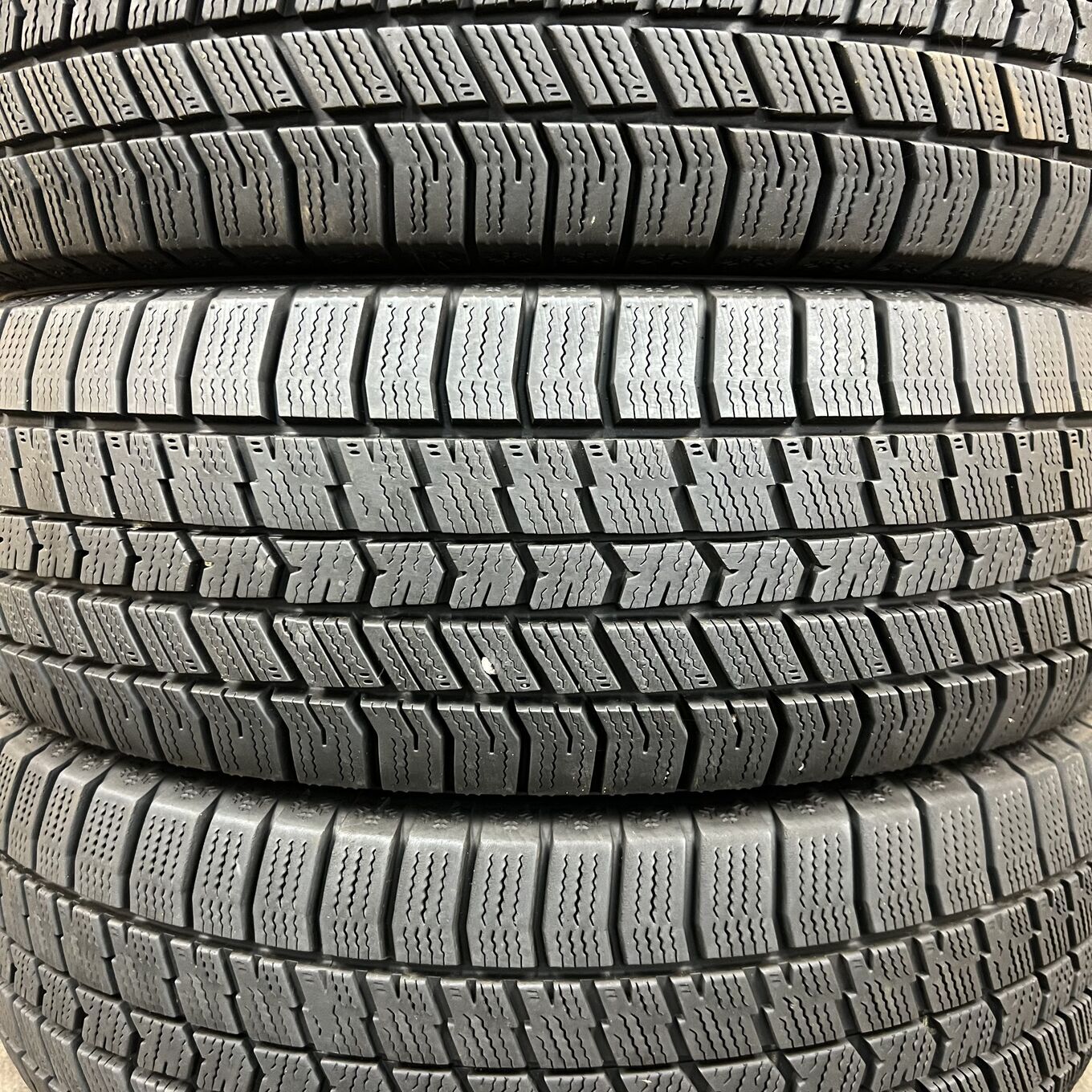 Goodyear ICE NAVI 8 205/65 R16, фото 3