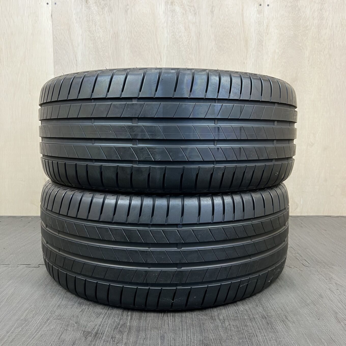 Bridgestone TURANZA T005 255/40 R20, фото 3