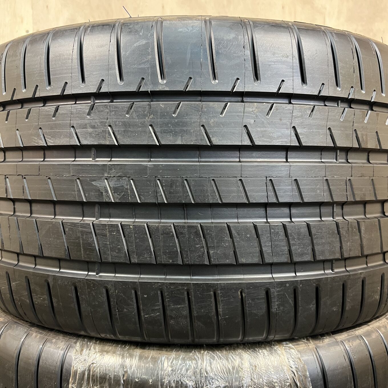 295/35 R20 Michelin PILOT SUPER SPORT — 68 000 ¥/комплект