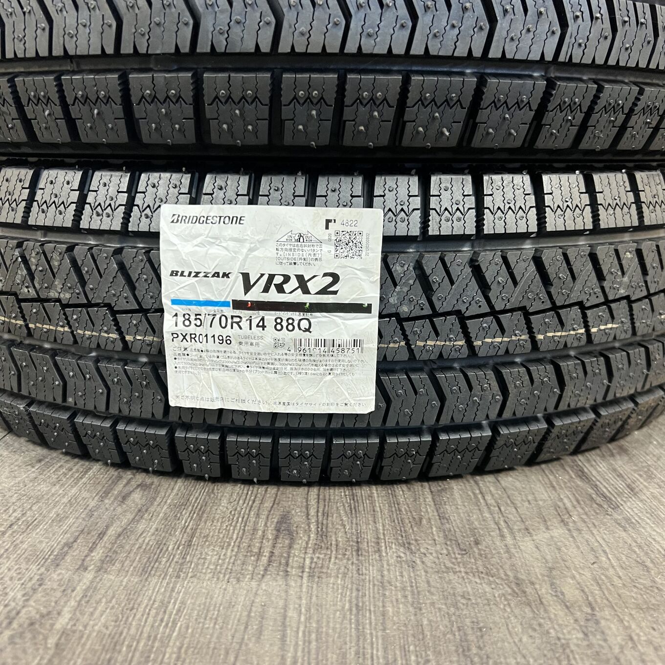 Bridgestone BLIZZAK VRX2 185/70 R14, фото 4