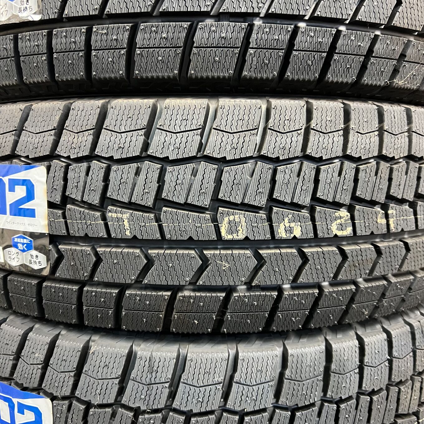 Dunlop WINTER MAXX WM02 205/65 R16, фото 2