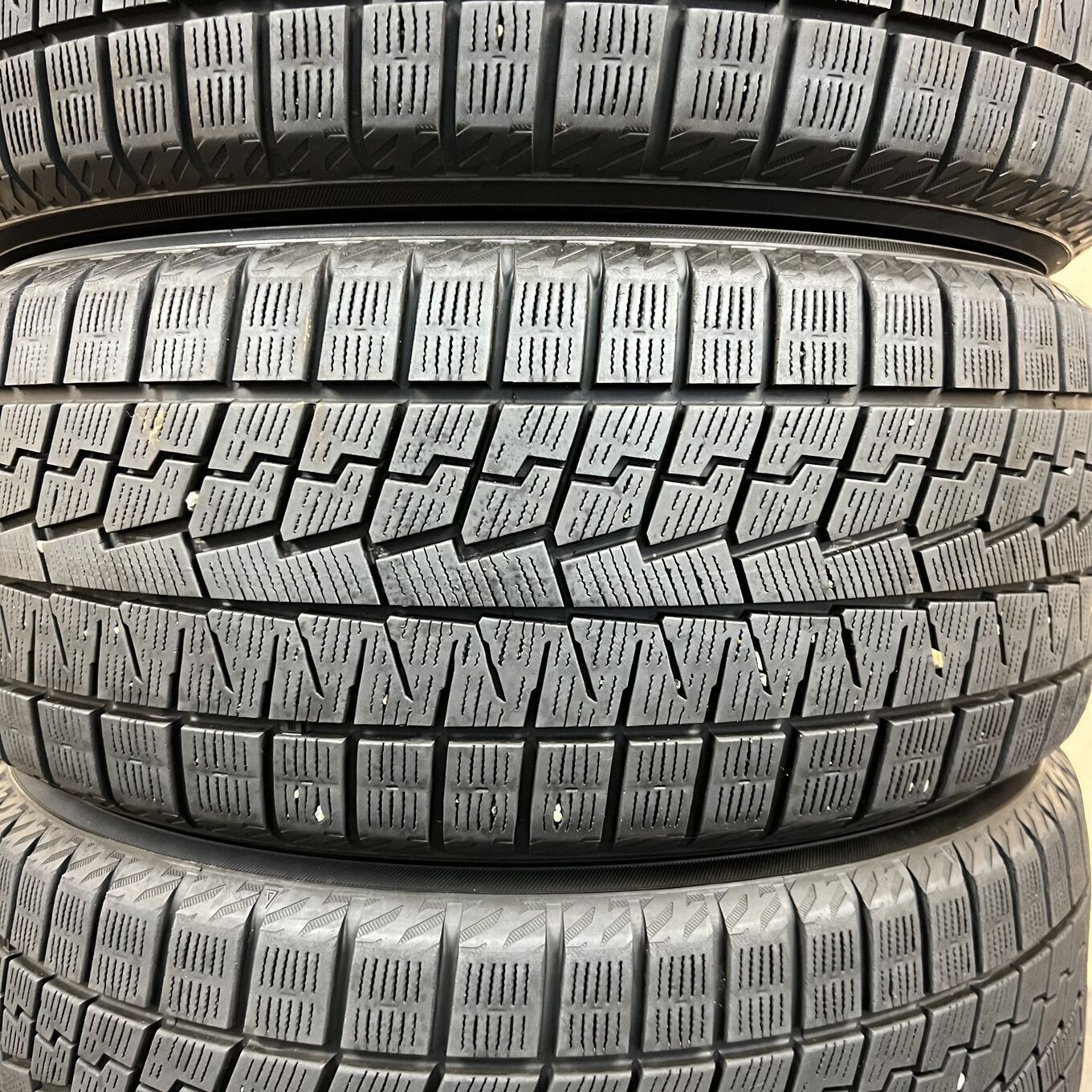 Yokohama ICE GUARD IG70 225/40 R18, фото 2