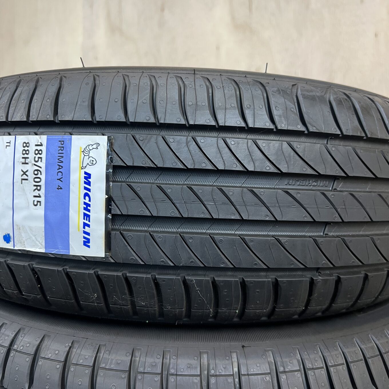 185/60 R16 Michelin PRIMACY 4 — 37 400 ¥/комплект