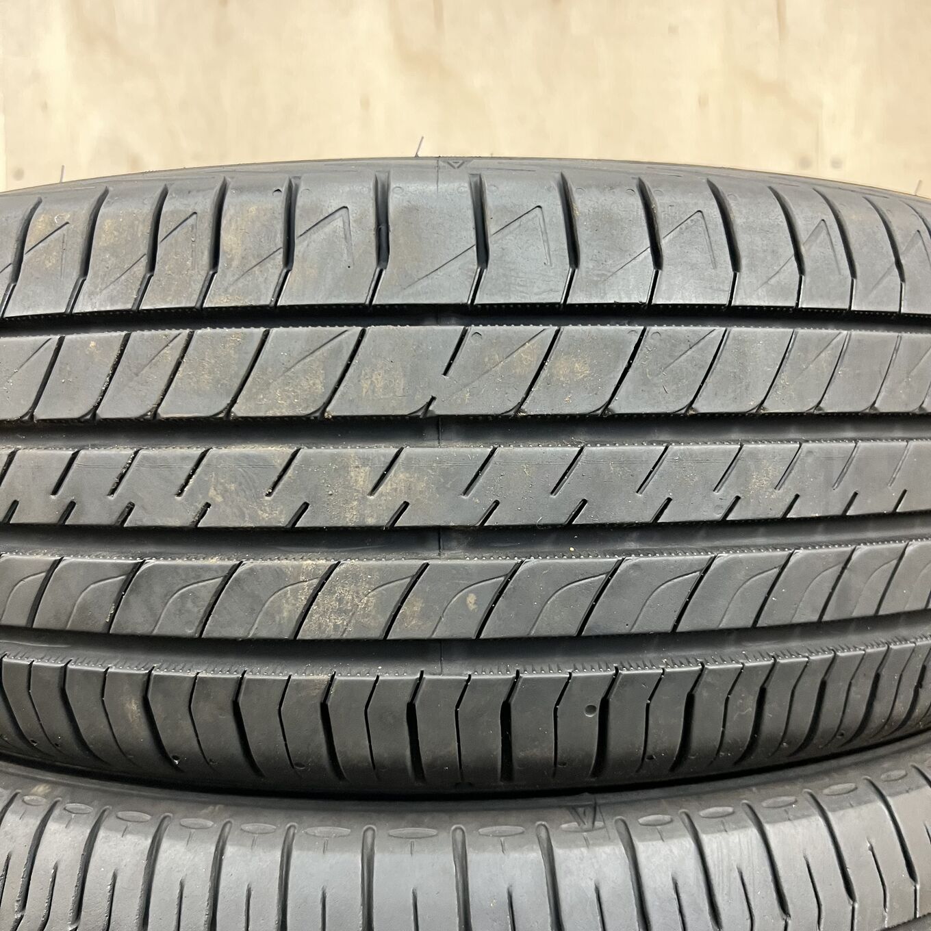 185/60 R16 Dunlop LE MANS V+ — 25 500 ¥/комплект