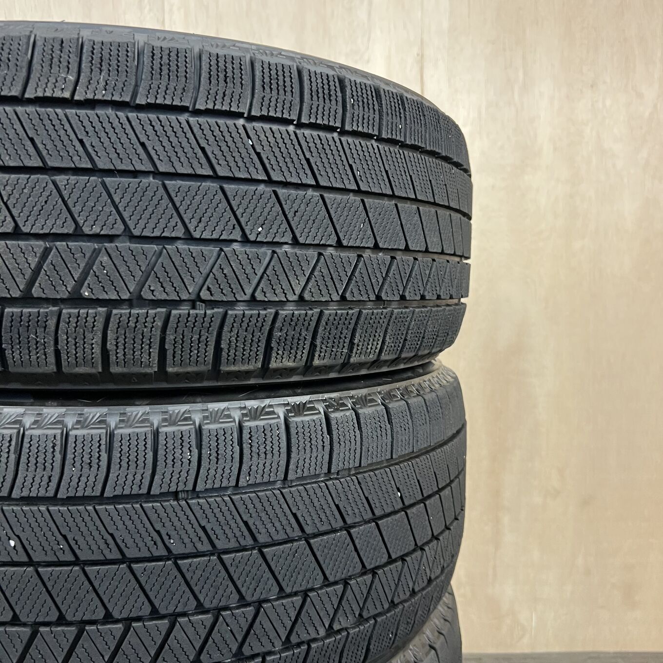 Bridgestone BLIZZAK VRX3 215/50 R17, фото 6