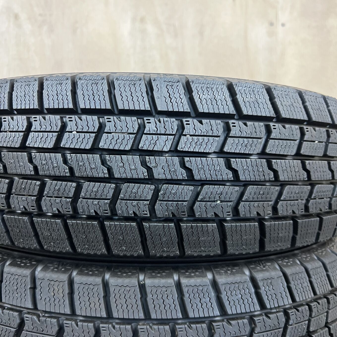 165/65 R14 Goodyear ICE NAVI 7 — 18 700 ¥/комплект
