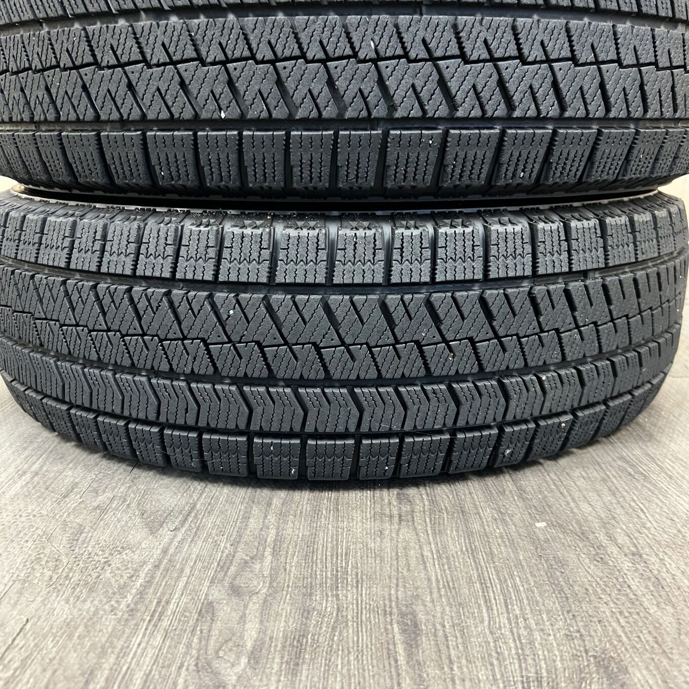 Bridgestone BLIZZAK VRX2 185/65 R15, фото 4