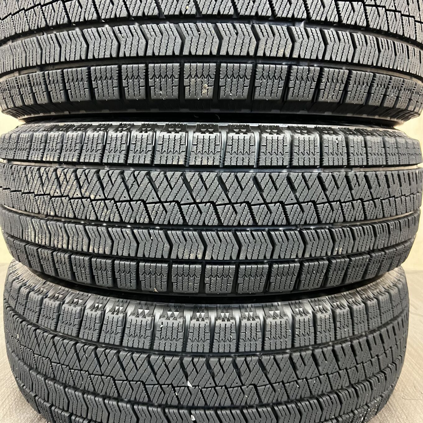 Bridgestone BLIZZAK VRX2 175/65 R14, фото 3