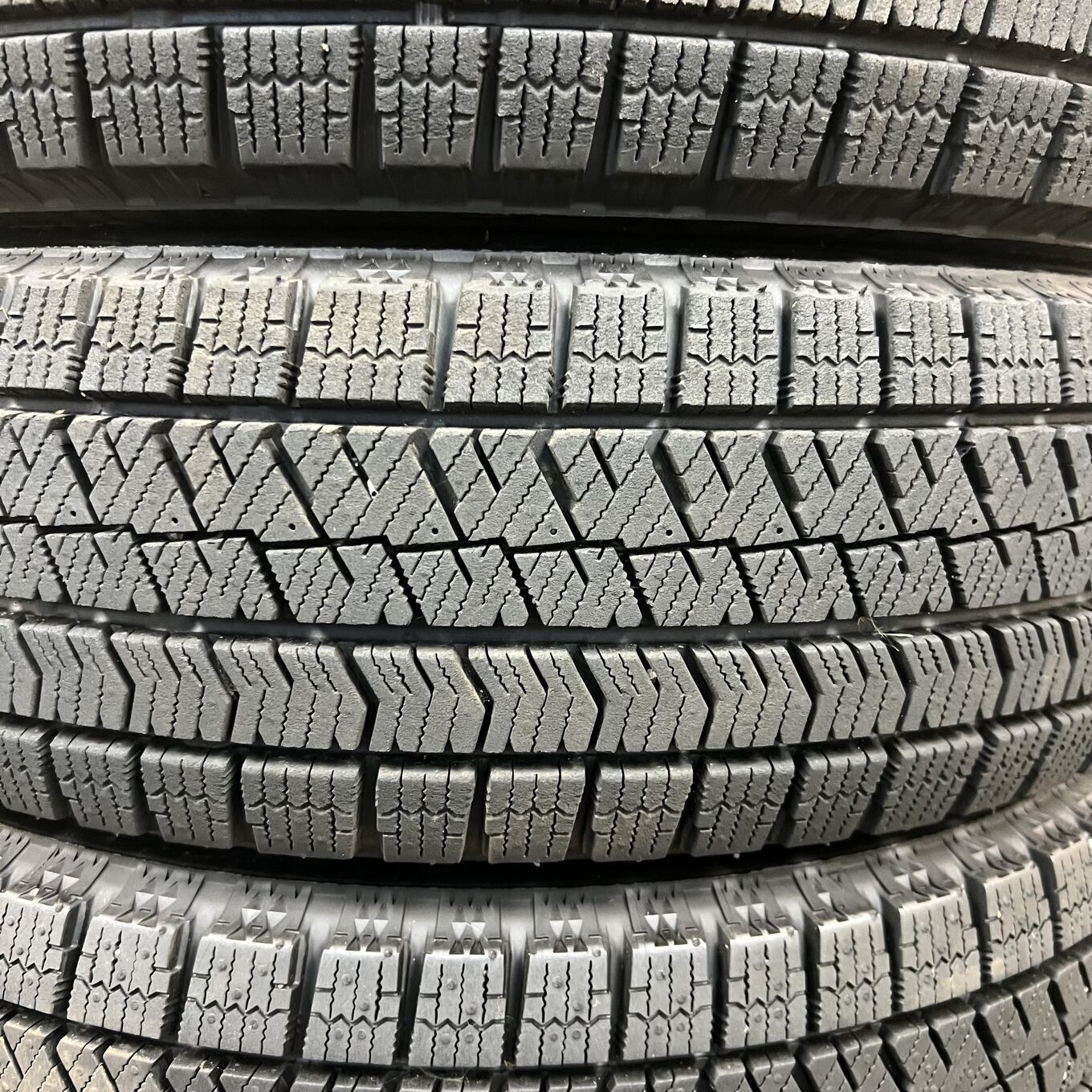 Bridgestone BLIZZAK VRX2 165/70 R14, фото 3