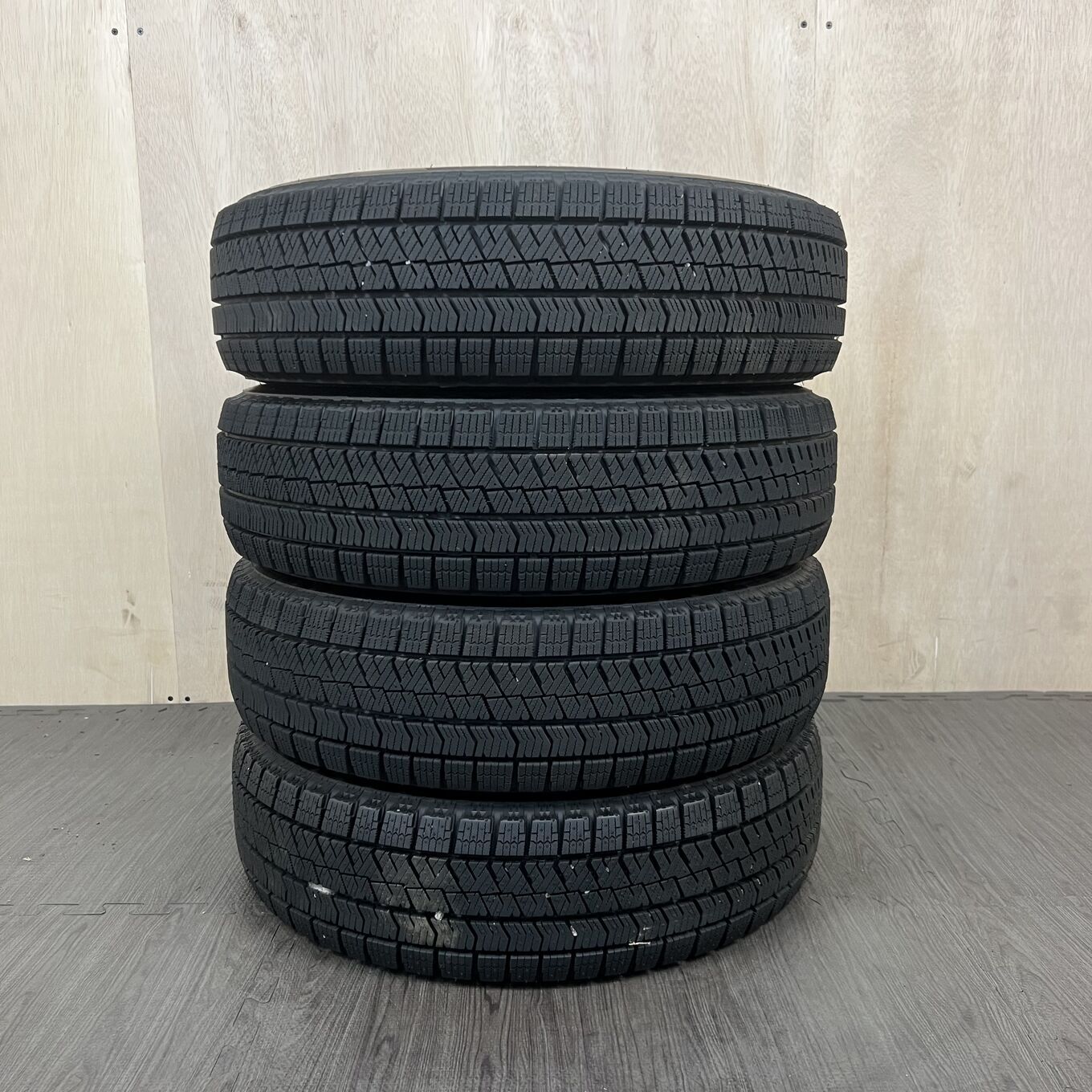 Bridgestone BLIZZAK VRX2 165/70 R14, фото 5