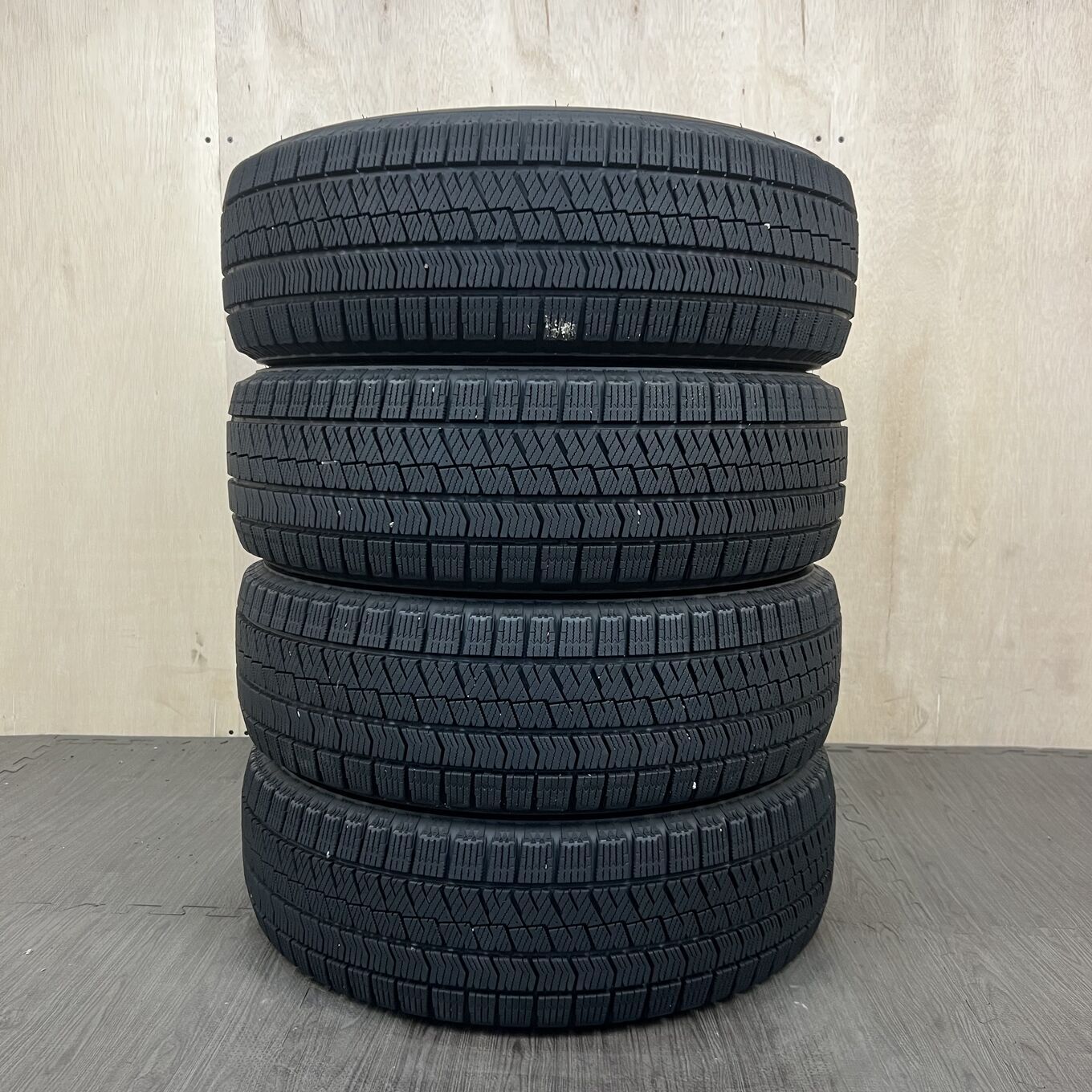 Bridgestone BLIZZAK VRX2 195/65 R15, фото 5