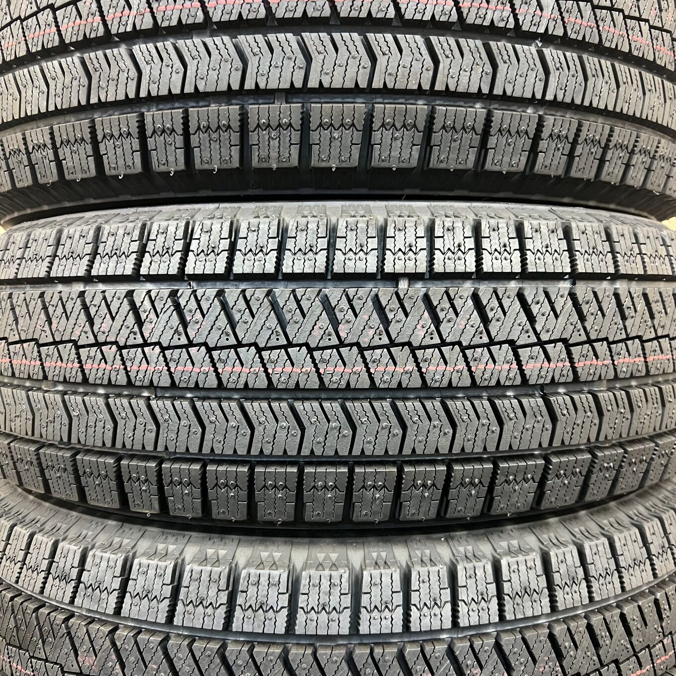 Bridgestone BLIZZAK VRX2 195/65 R15, фото 2