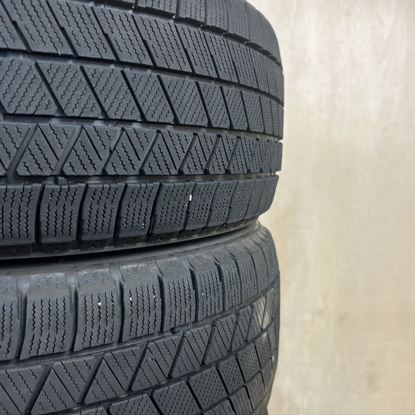 Bridgestone BLIZZAK VRX3 215/50 R17, фото 6
