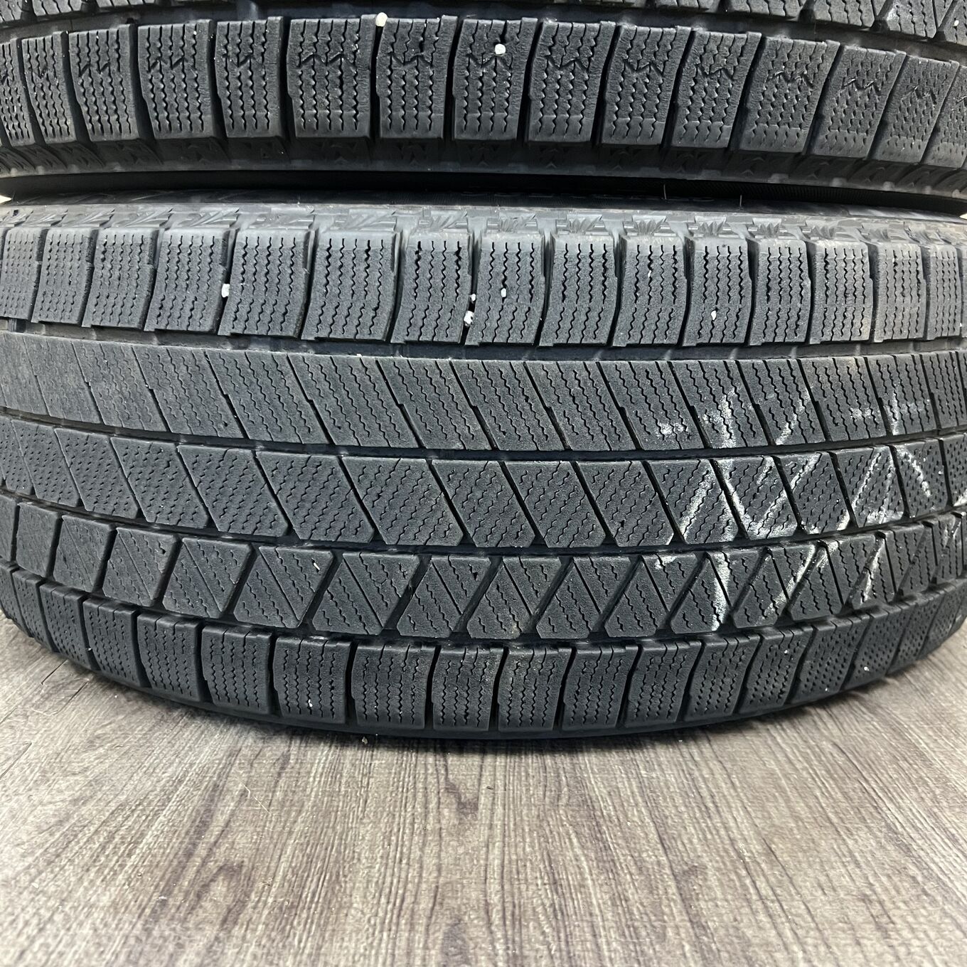 Bridgestone BLIZZAK VRX3 225/45 R17, фото 4