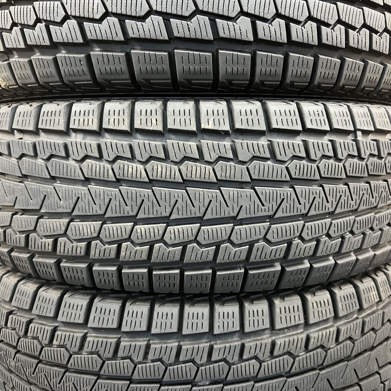 Yokohama GEOLANDAR I/T-S G073 215/70 R16, фото 3