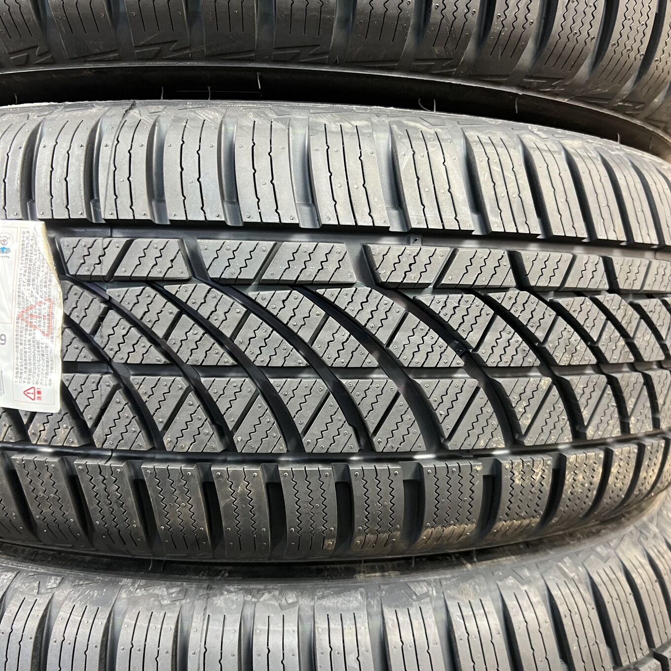 Hankook WEATHERFLEX GT 225/60 R18, фото 2