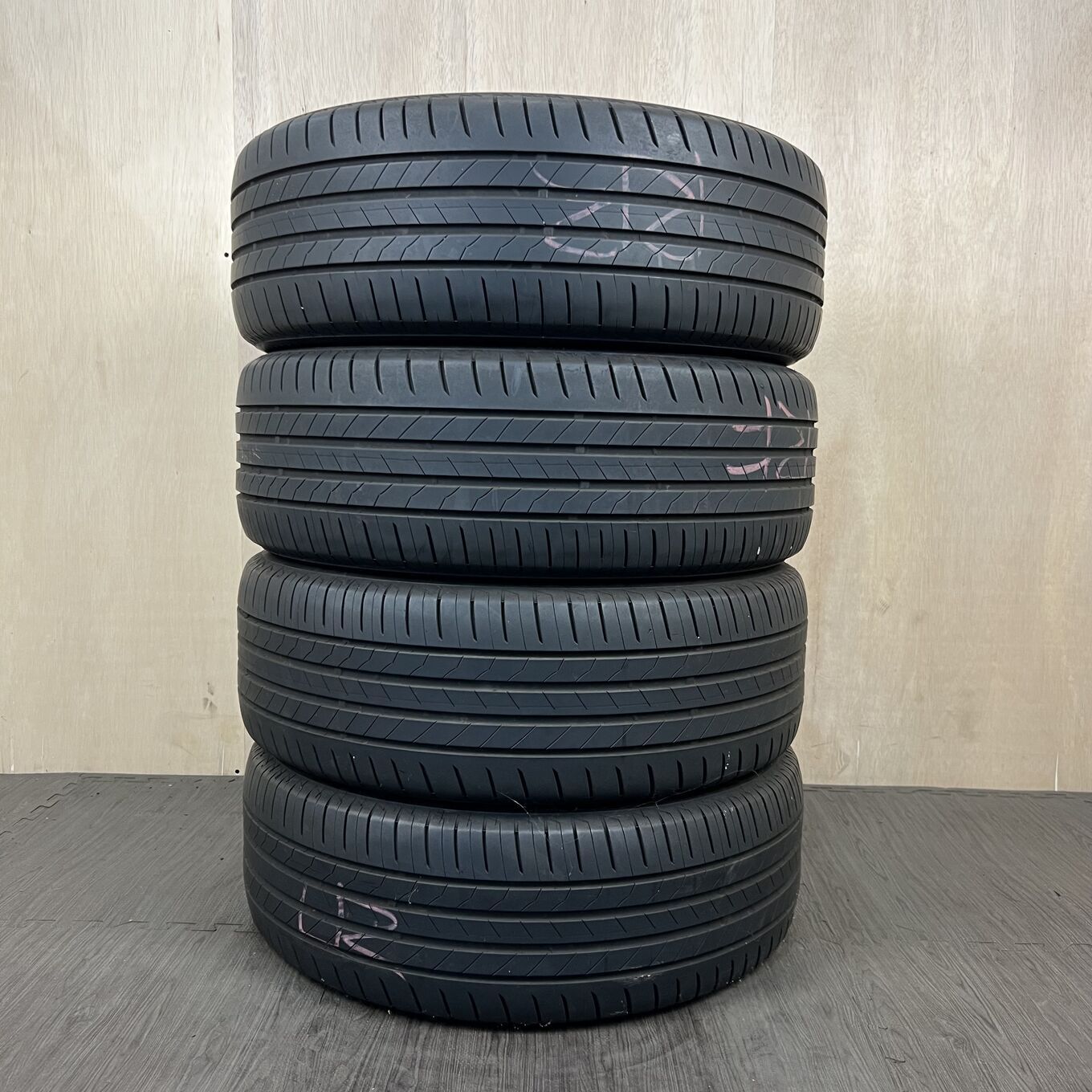 Bridgestone ALENZA 001 235/50 R20, фото 5
