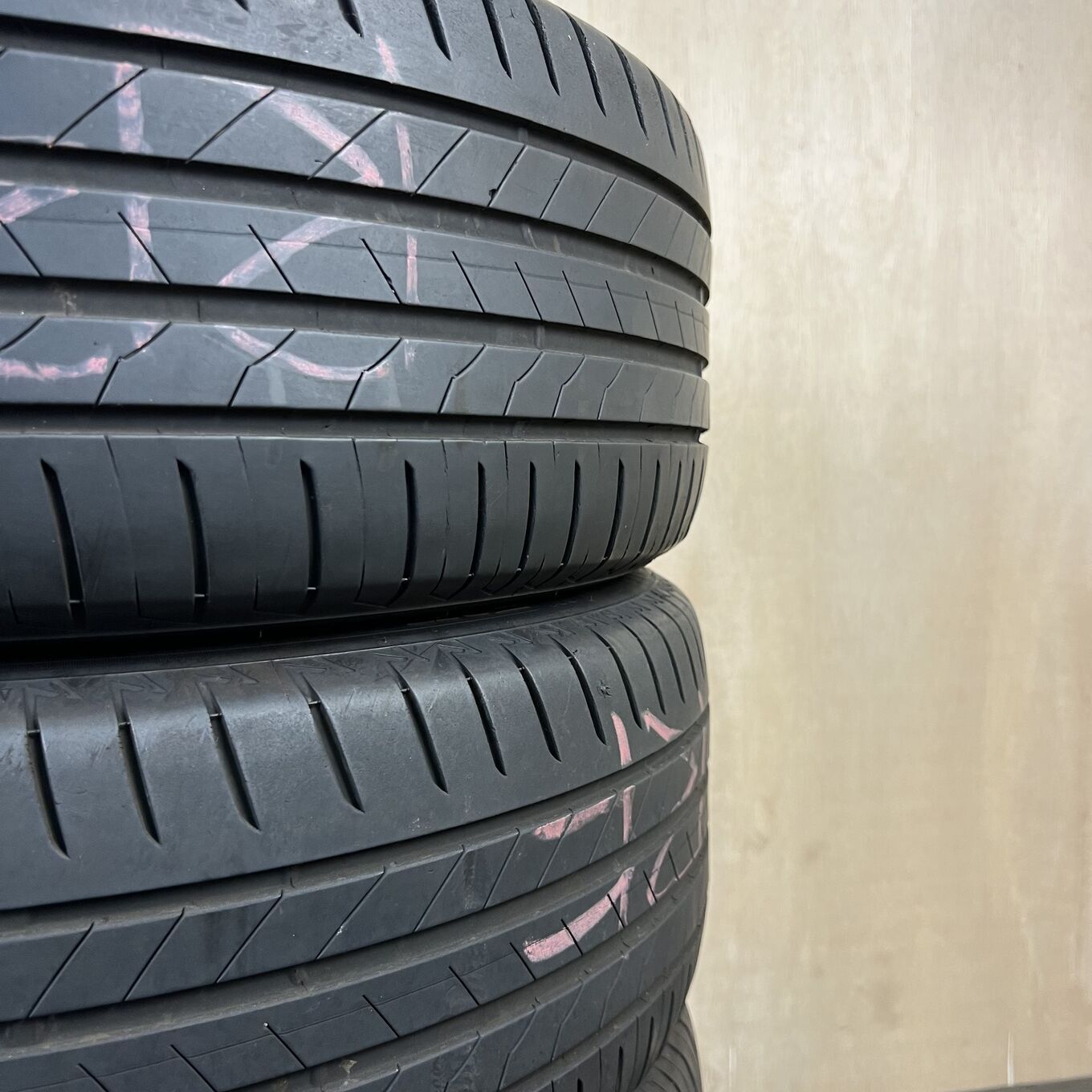 Bridgestone ALENZA 001 235/50 R20, фото 6