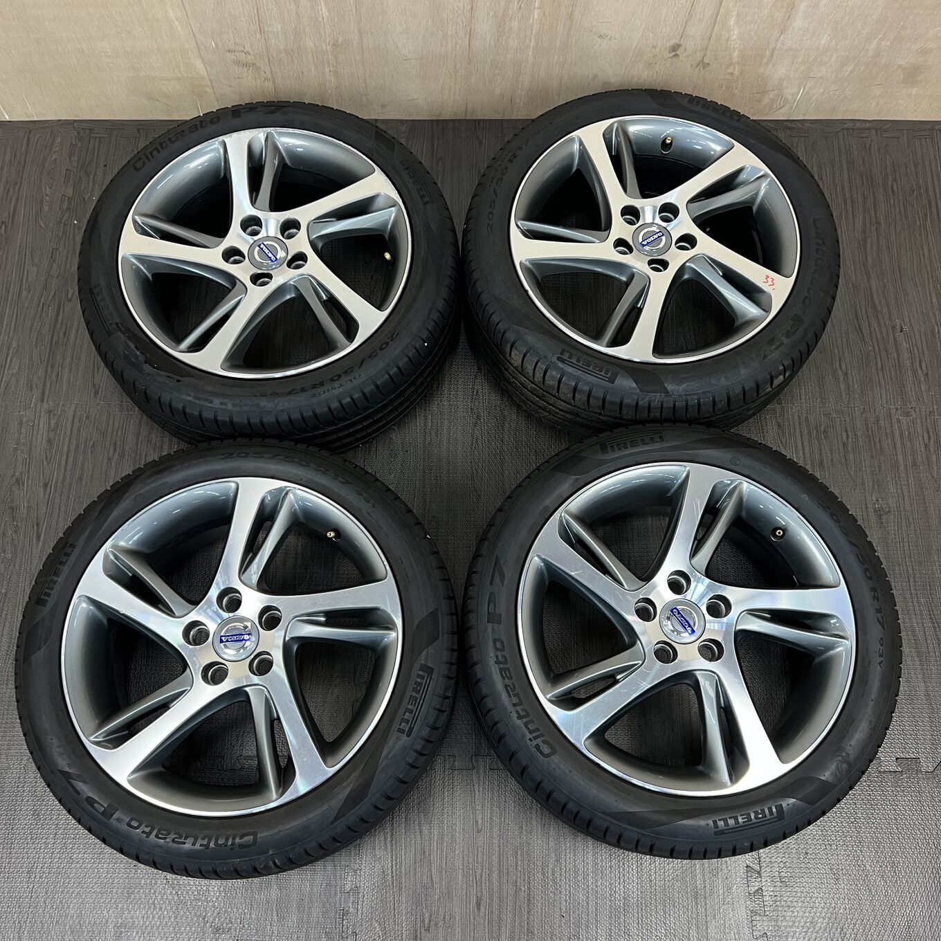 V40 R17 7J ET52.5 5x108, фото 5