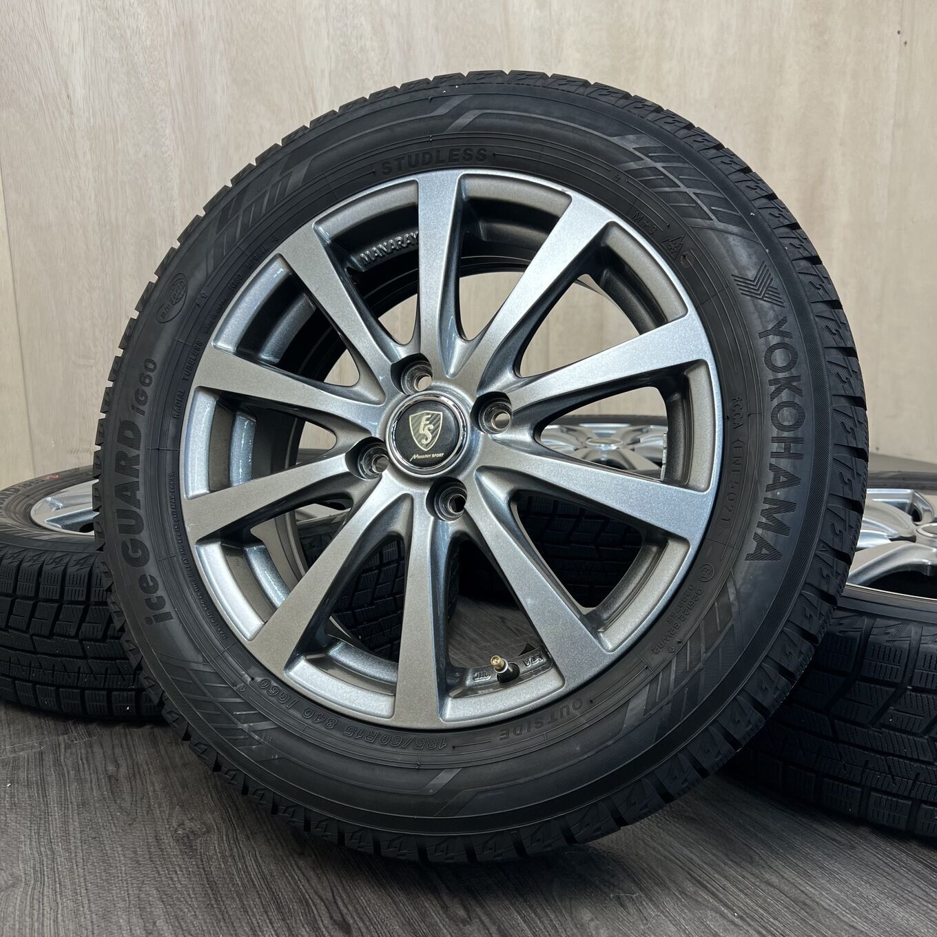Б/У колесо в сборе 185/60 R15 Yokohama ICE GUARD IG60, артикул 0264AS020926