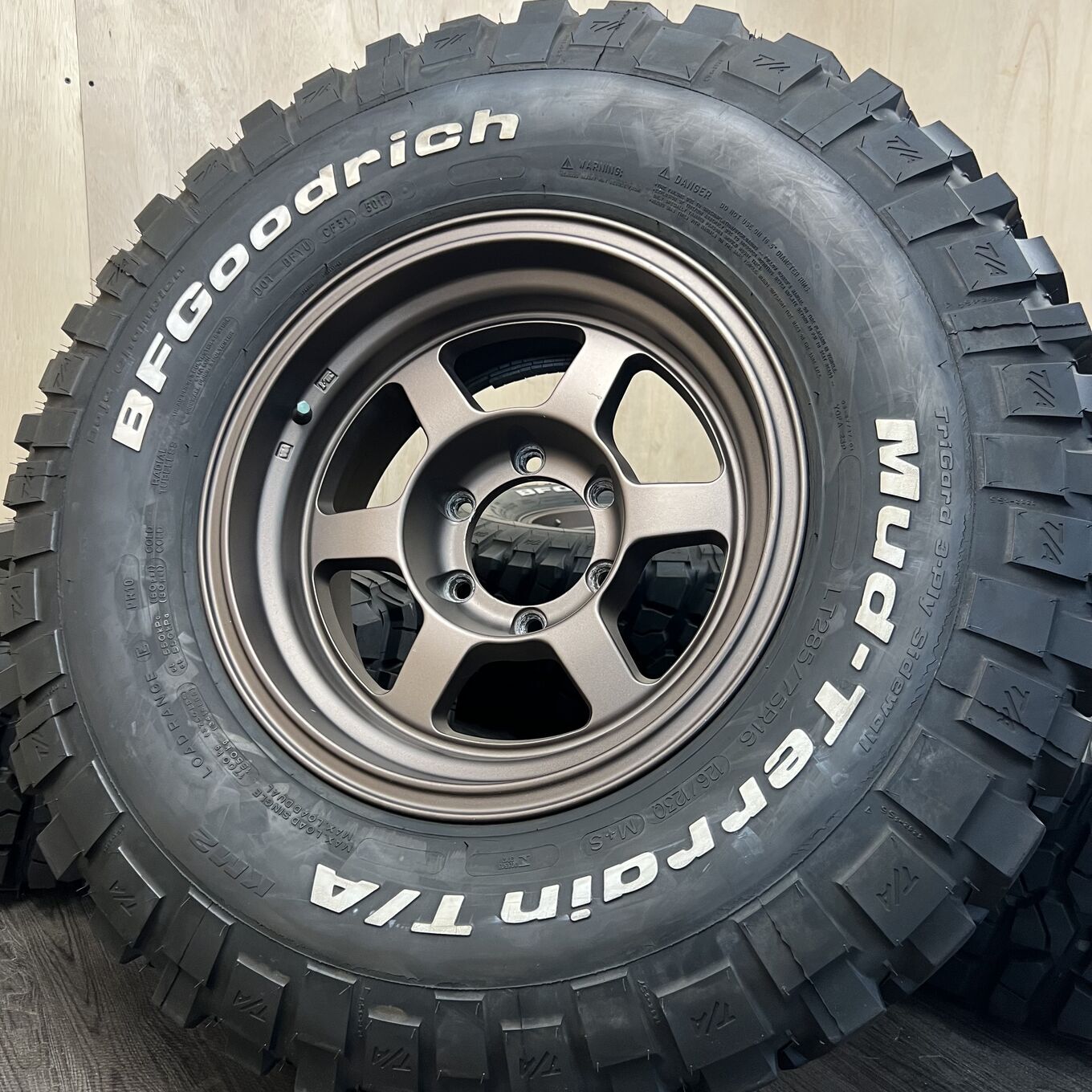 Б/У колесо в сборе 285/75 R16 Bfgoodrich VOLK RACING TE37, артикул 0267AS060926