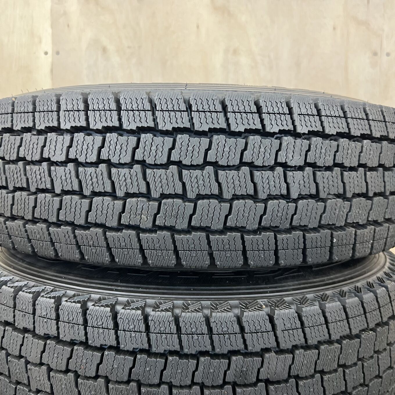165/80 R13 Goodyear ICE NAVI CARGO — 21 300 ¥/комплект