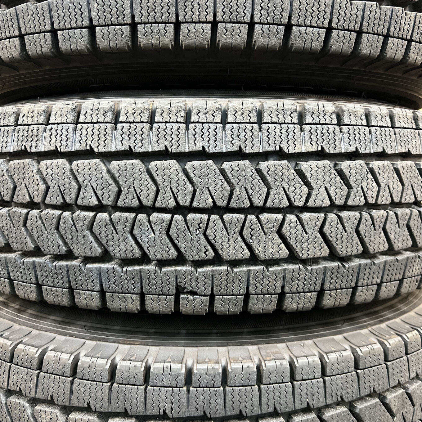 Bridgestone BLIZZAK VL10 195/80 R15, фото 3
