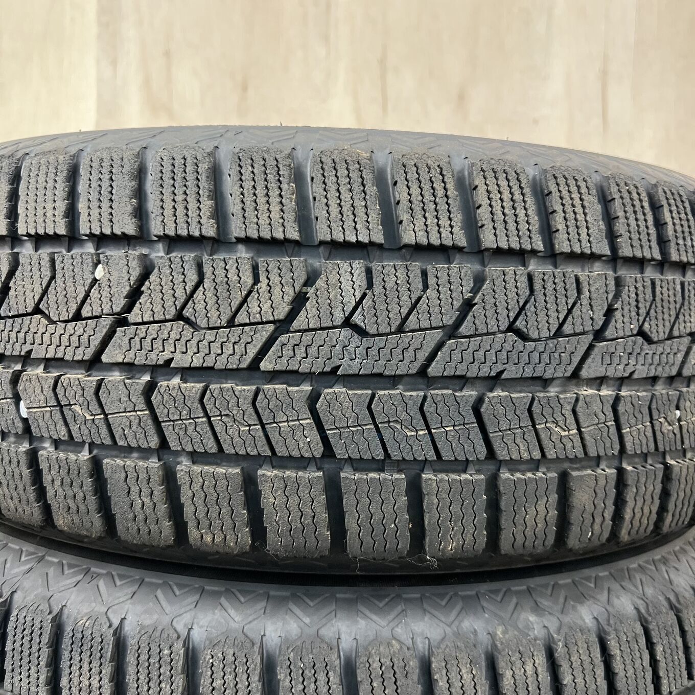 205/65 R15 Toyo OBSERVE GIZ2 — 25 500 ¥/комплект