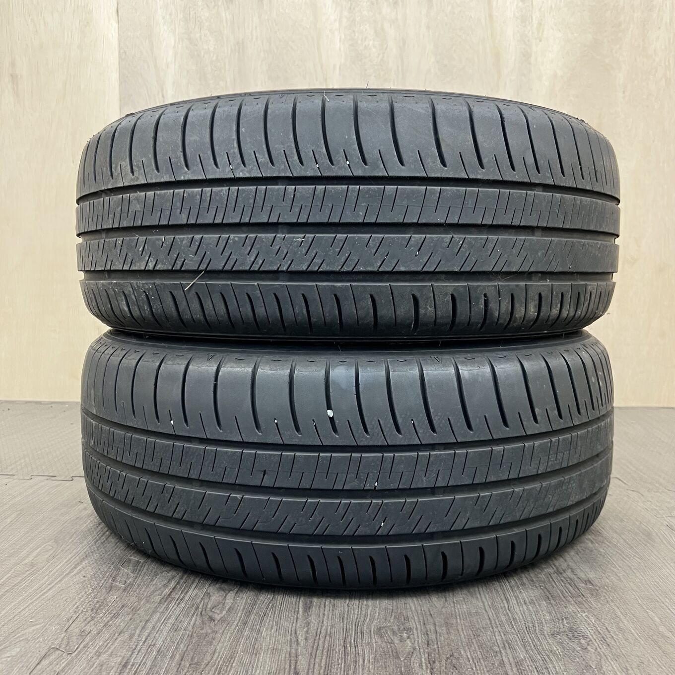 Dunlop ENASAVE RV505 215/50 R18, фото 3