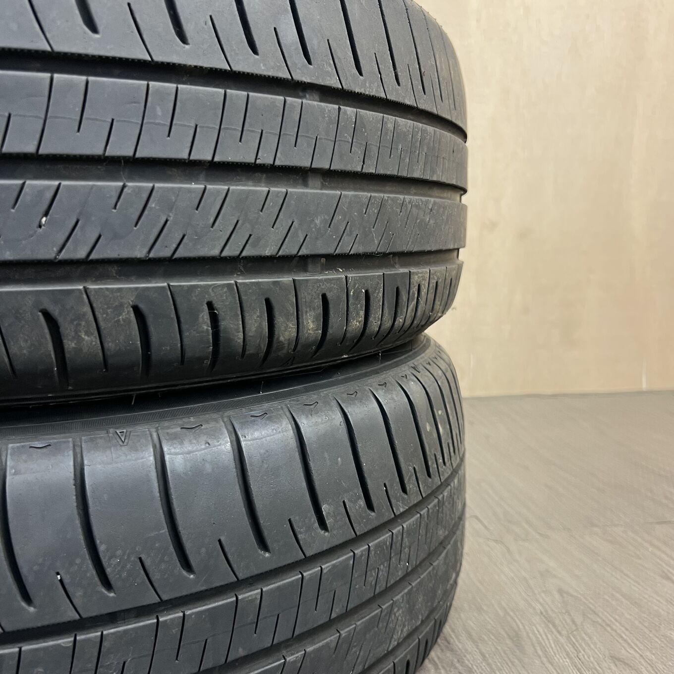 Dunlop ENASAVE RV505 215/50 R18, фото 4
